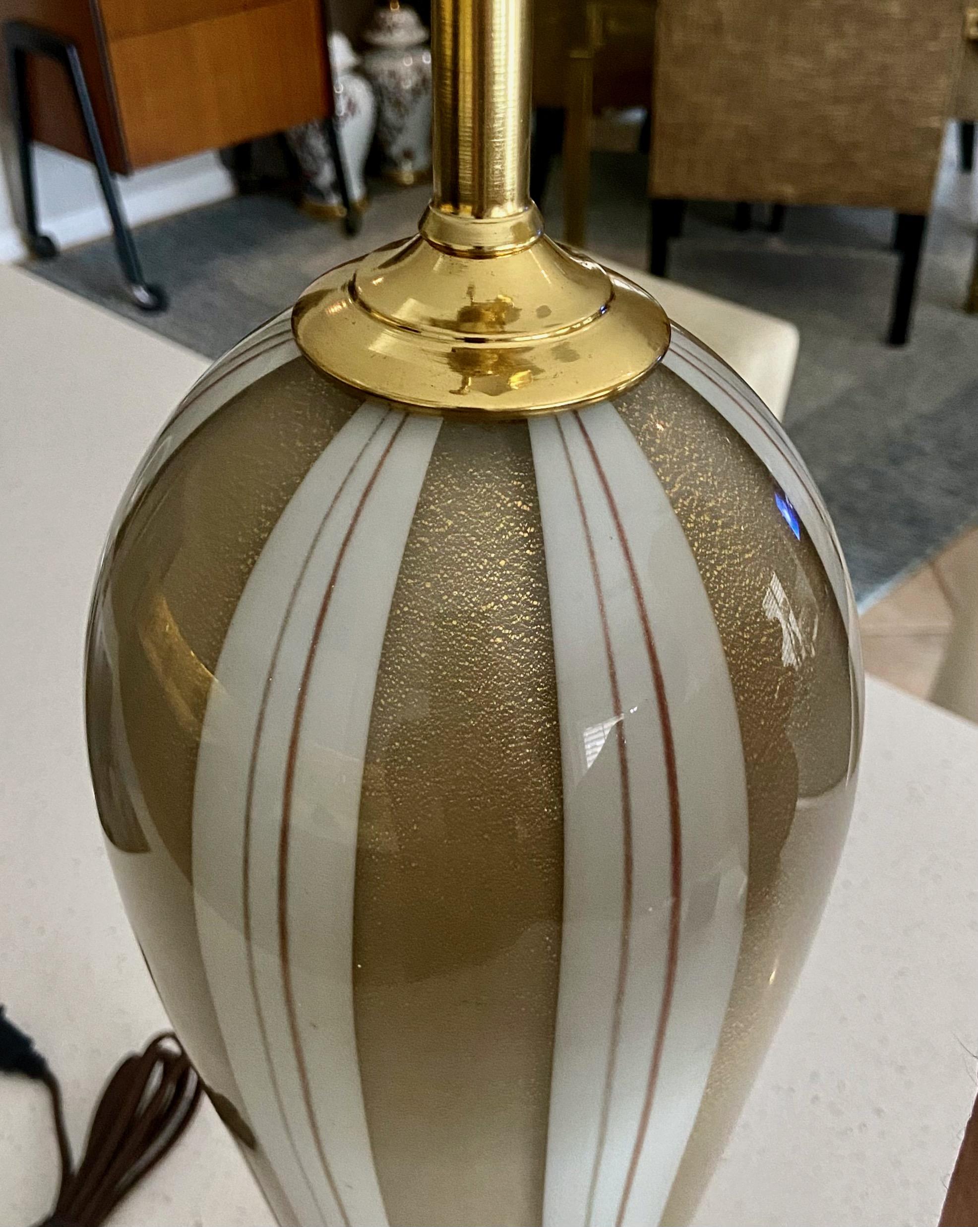 Murano Glass Tear Drop Aventurine Table Lamp For Sale 4