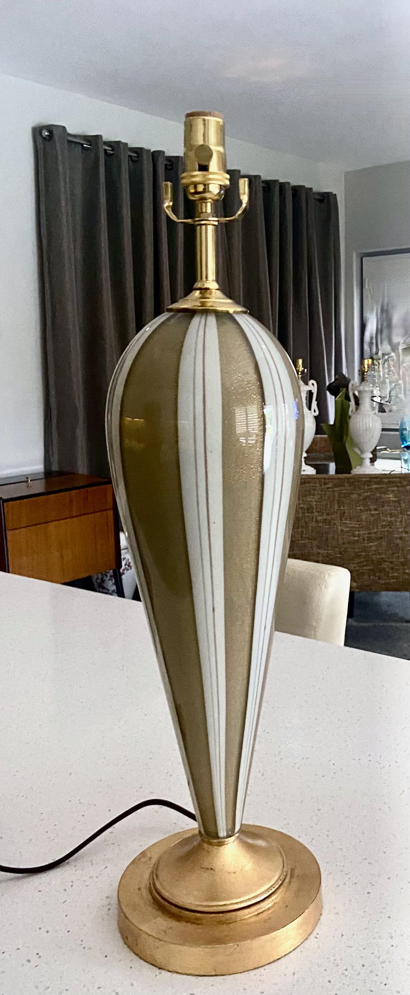 Murano Glass Tear Drop Aventurine Table Lamp For Sale 9