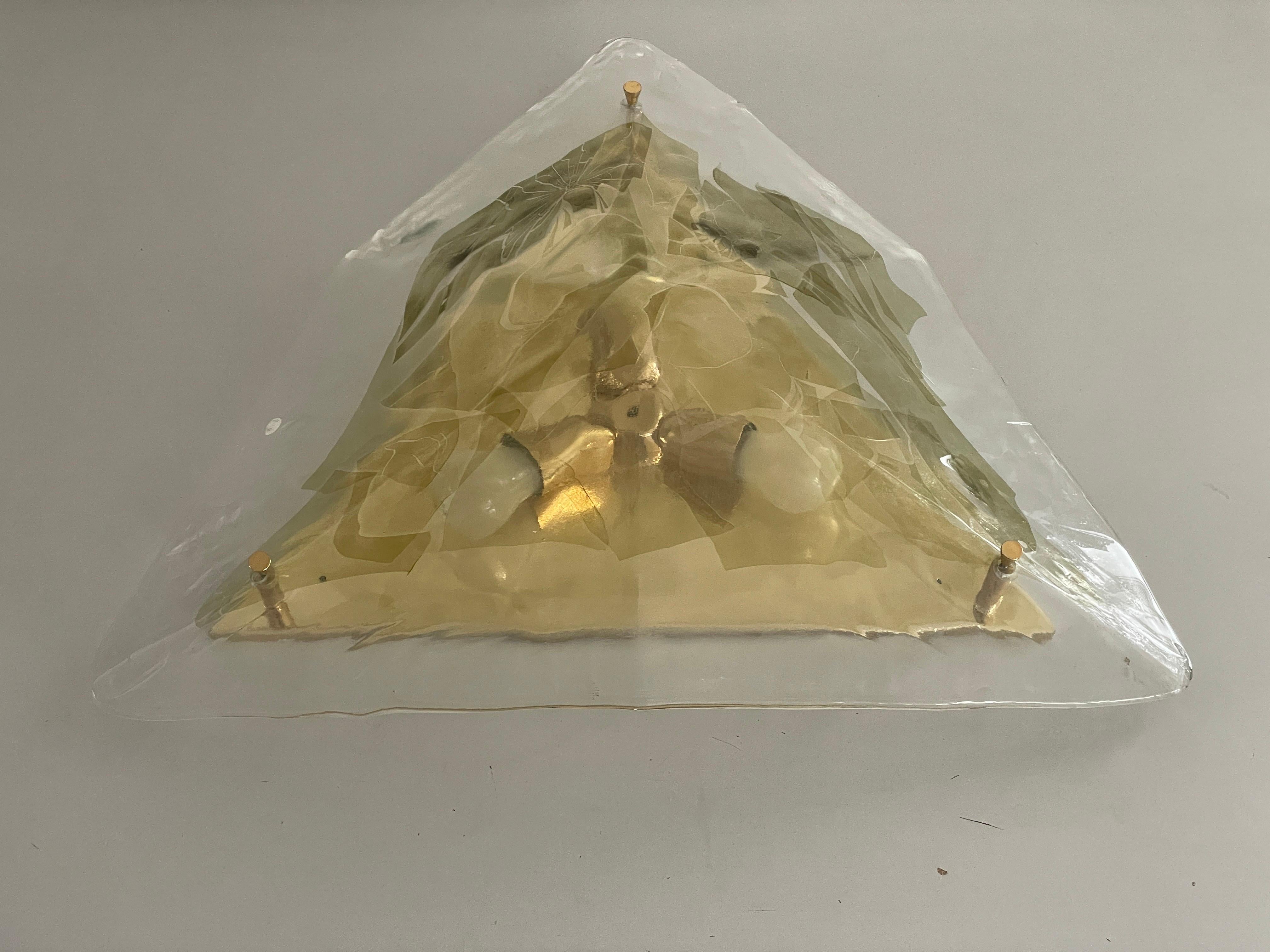 Mid-Century moderno Lampada da soffitto grande in vetro di Murano con design a triangolo di La Murrina, anni '80, Italia in vendita