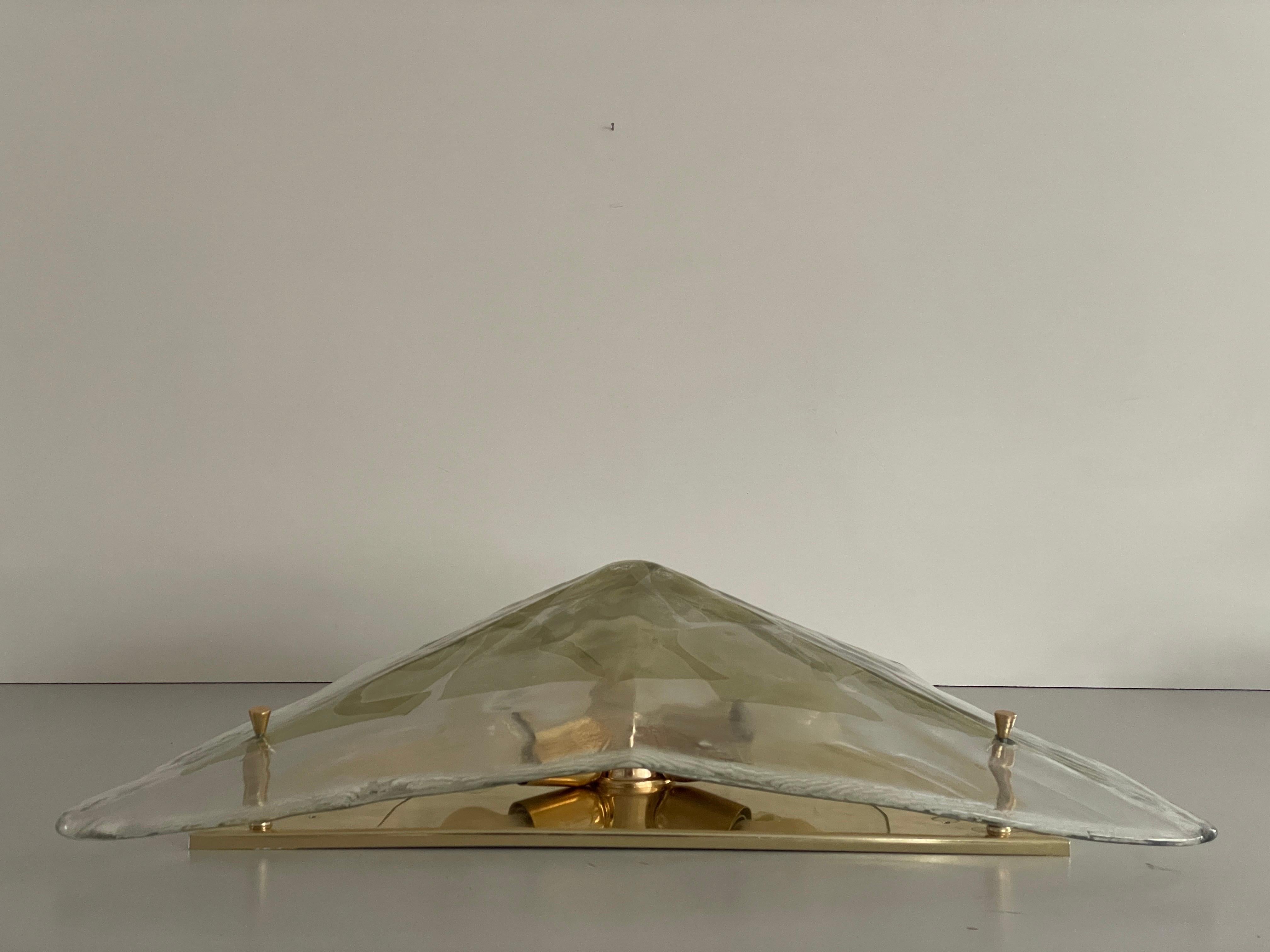 Lampada da soffitto grande in vetro di Murano con design a triangolo di La Murrina, anni '80, Italia In condizioni ottime in vendita a Hagenbach, DE