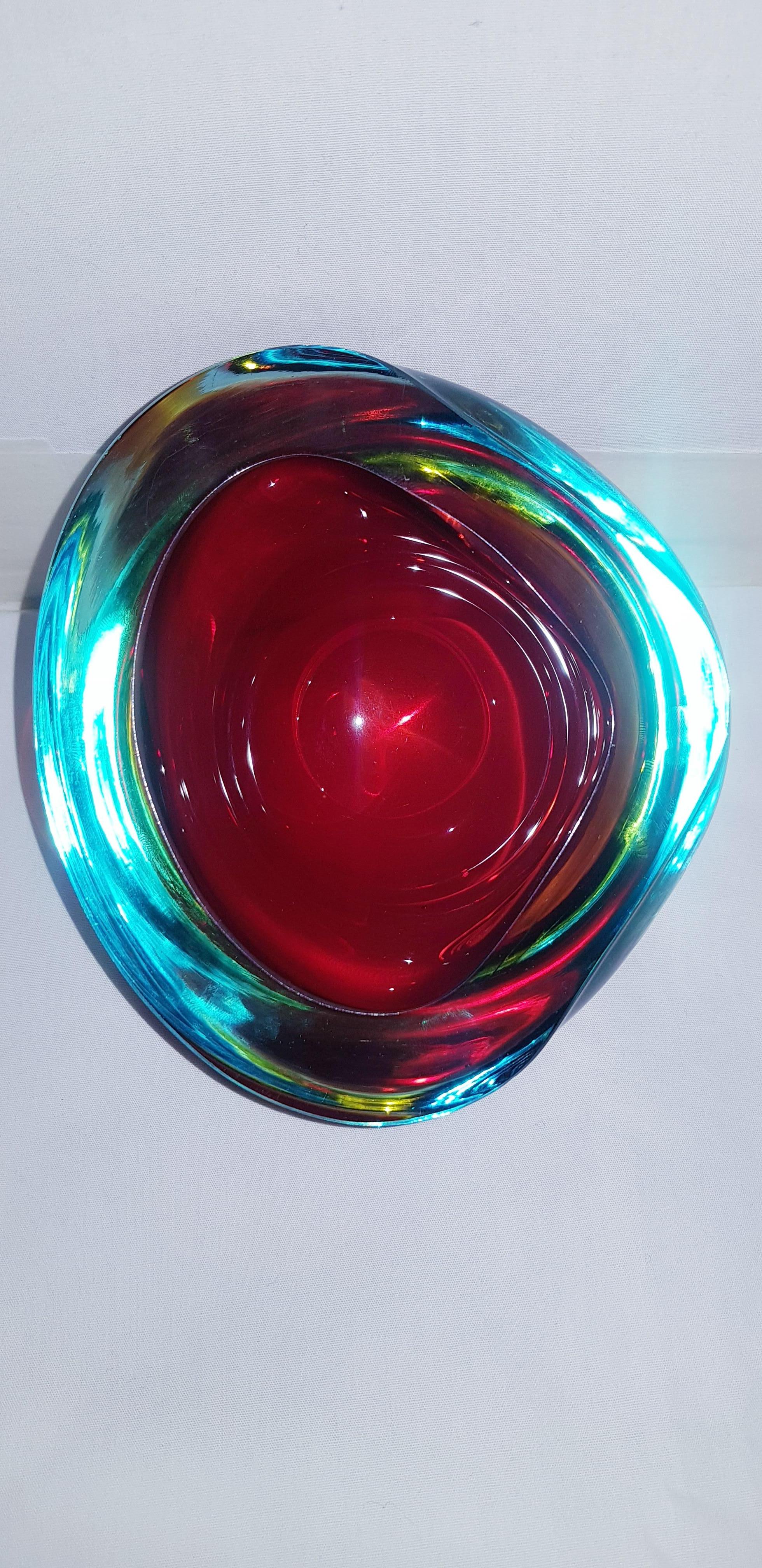 Hand-Crafted Murano Glass Triple Somerso Caviar Bowl by Flavio Poli for Seguso Vetri d'Arte For Sale