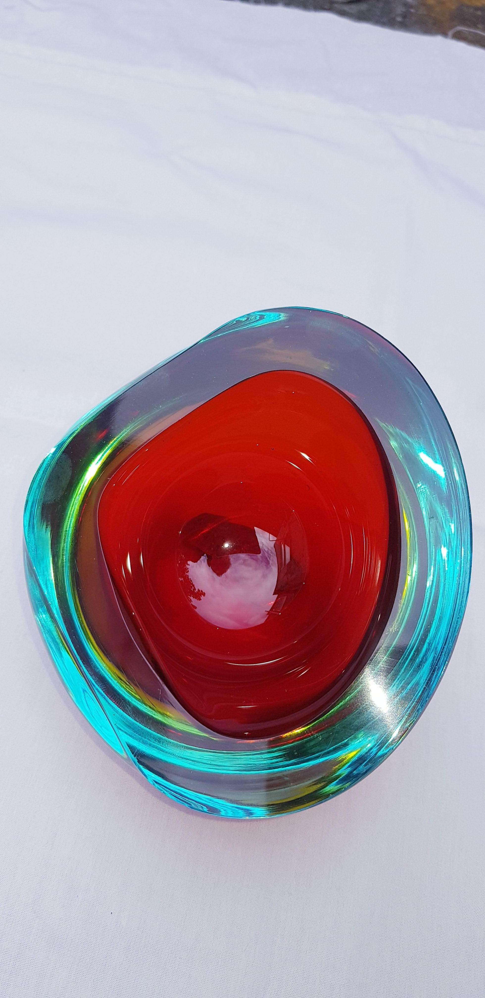 Murano Glass Triple Somerso Caviar Bowl by Flavio Poli for Seguso Vetri d'Arte In Excellent Condition For Sale In Grantham, GB