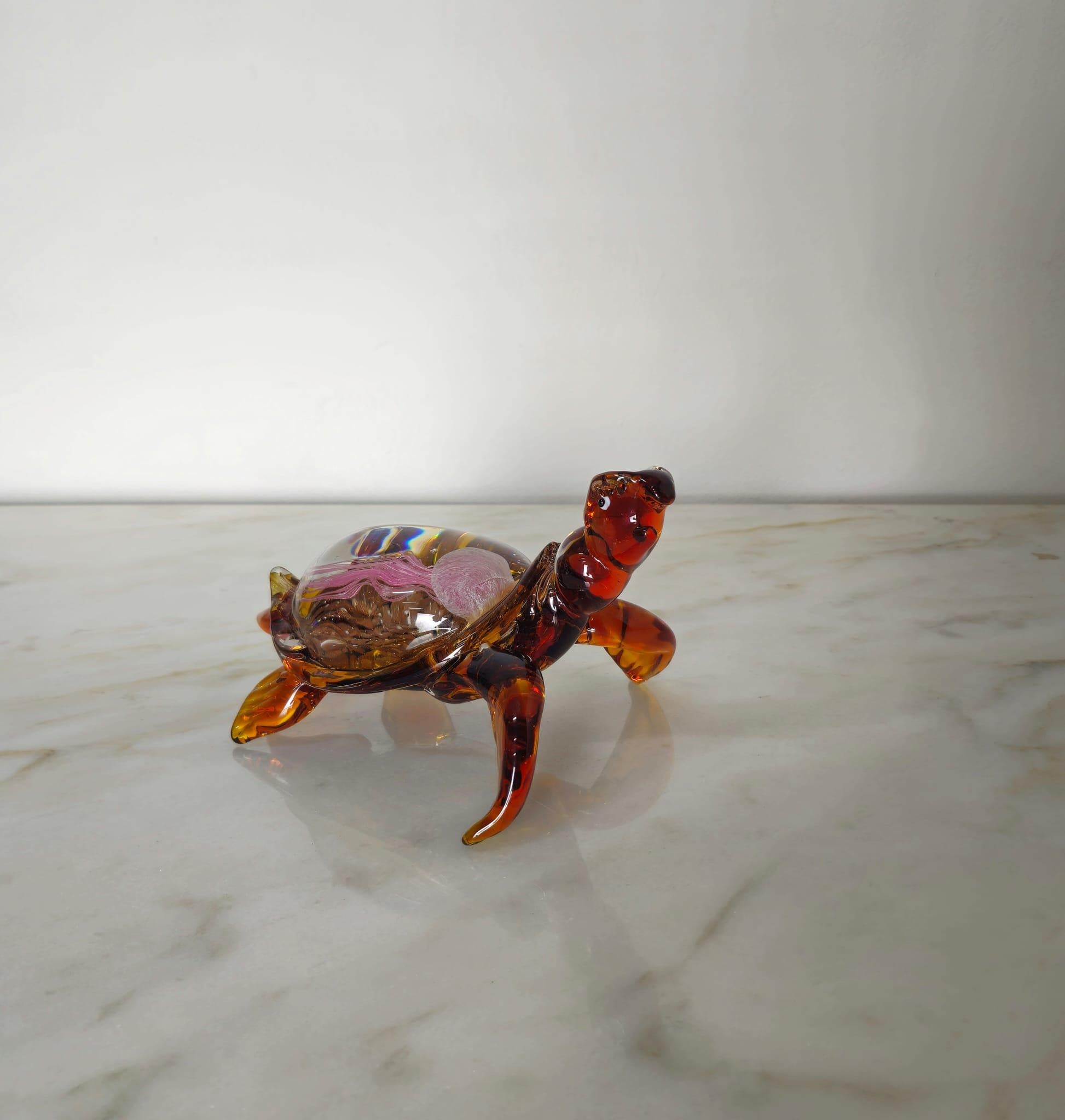 Murano Glass Turtle, Jellyfish Inside The Shell, Italy, 1970s For Sale 4