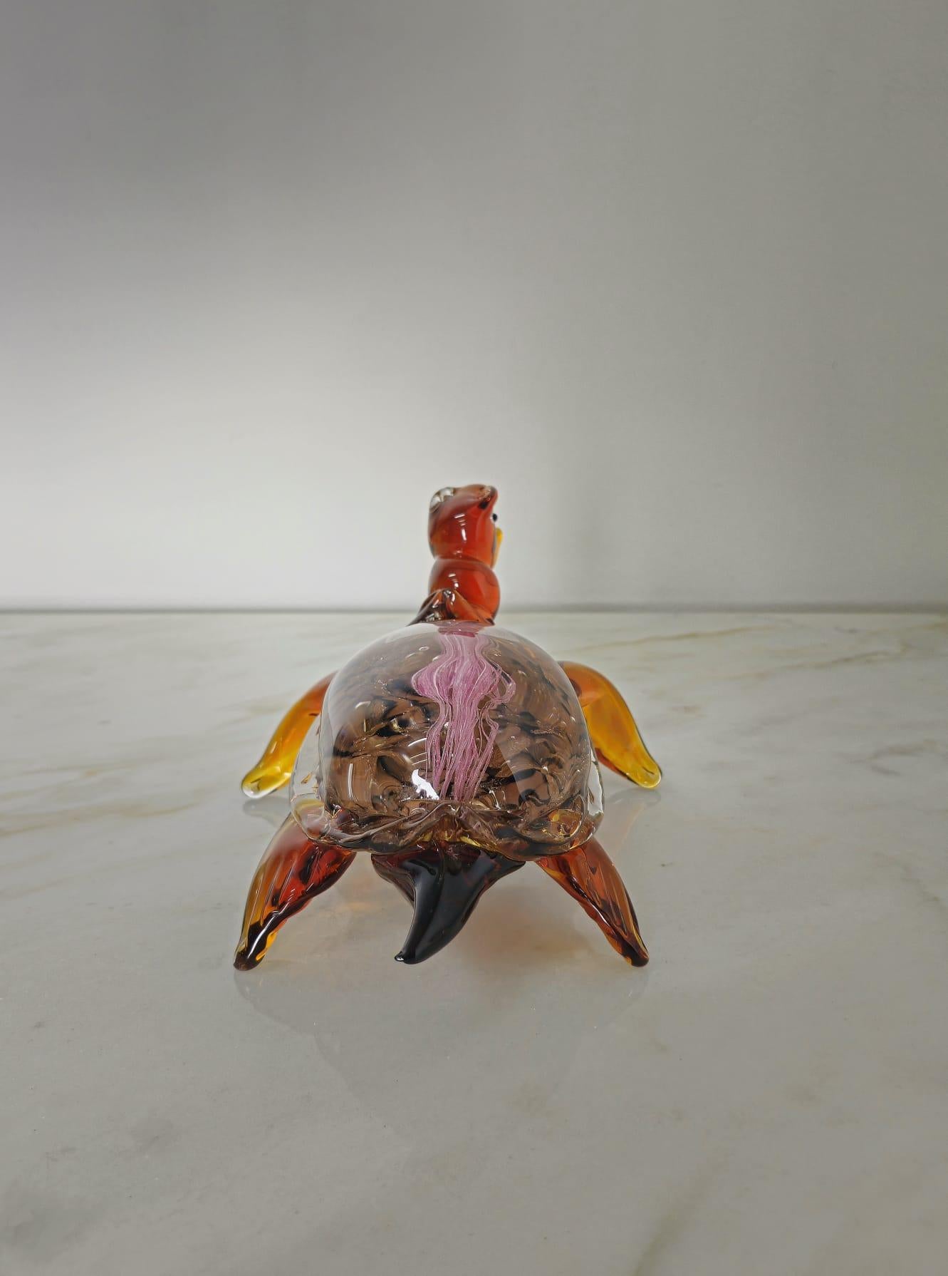 Murano Glass Turtle, Jellyfish Inside The Shell, Italy, 1970s In Good Condition For Sale In Palermo, IT