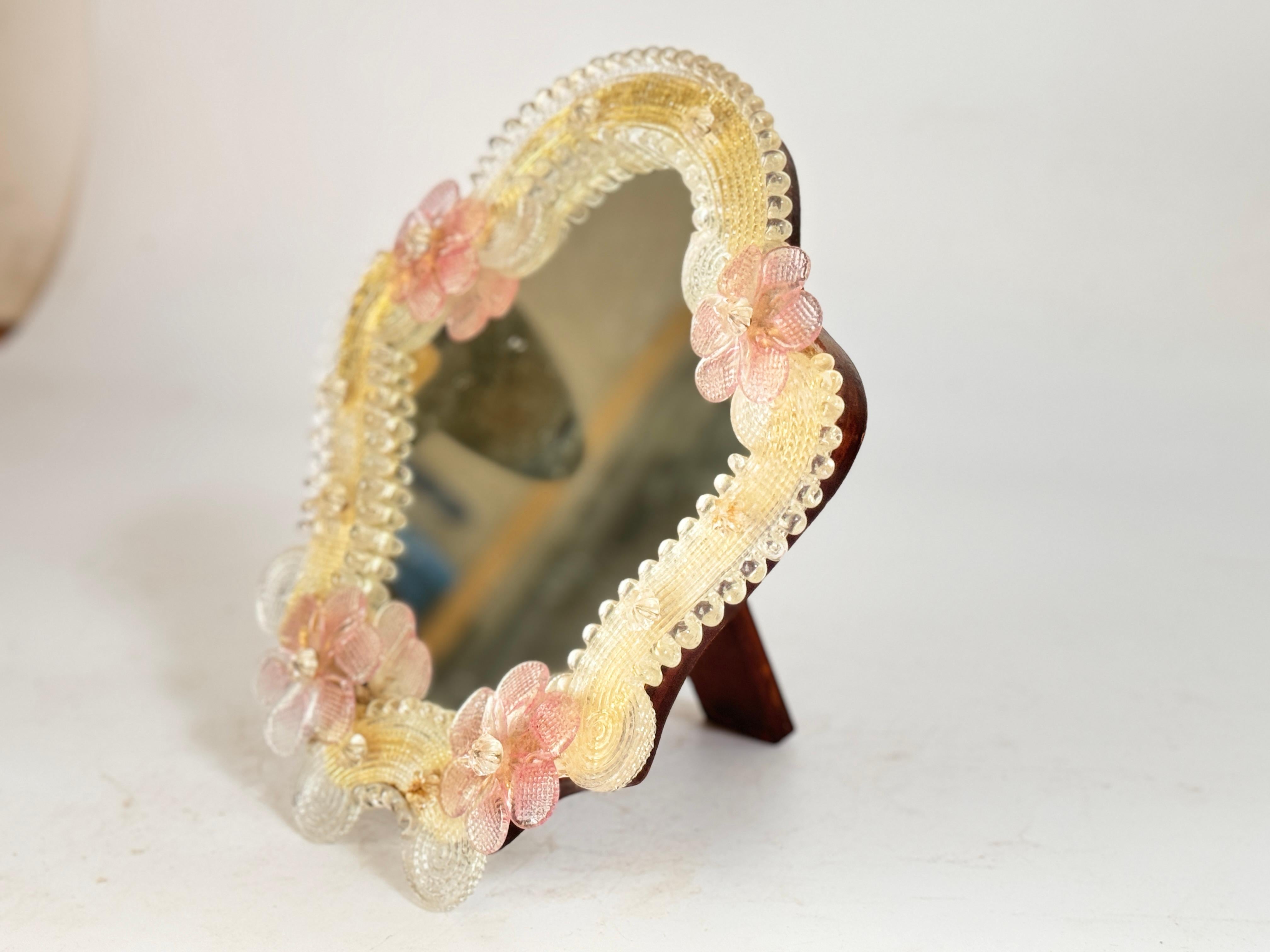 Murano Glass Vanity Mirror Pink yellow  Flowers 1960s Italy Venetian Venini In Good Condition For Sale In Auribeau sur Siagne, FR