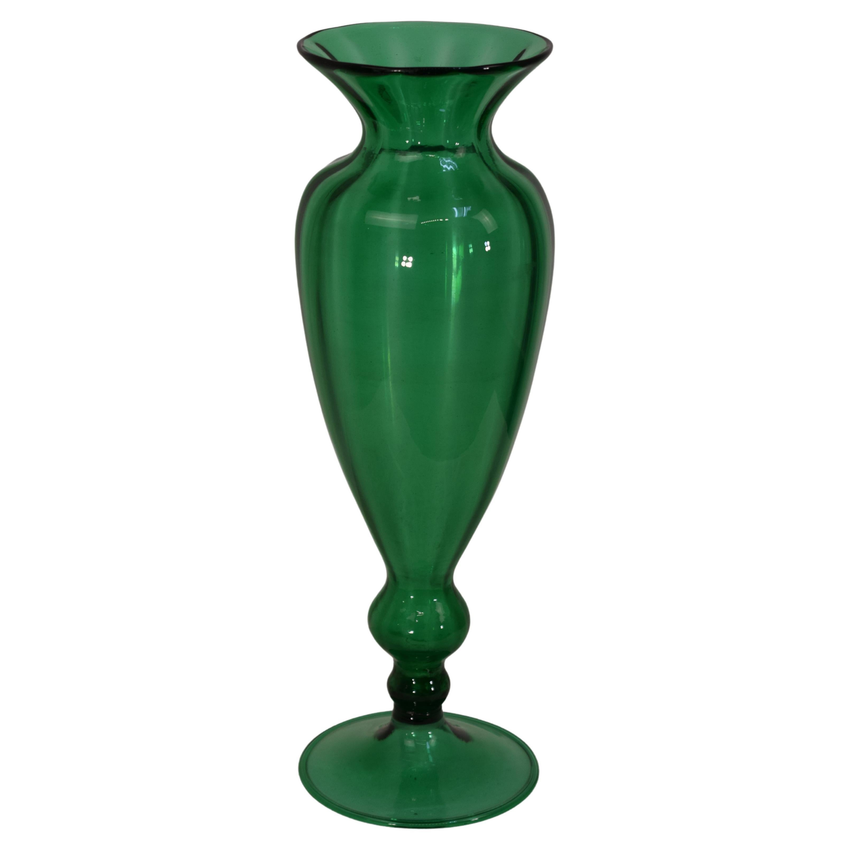 Cornucopia in Artistic Blown Murano Glass Vase, circa 1950 Intense