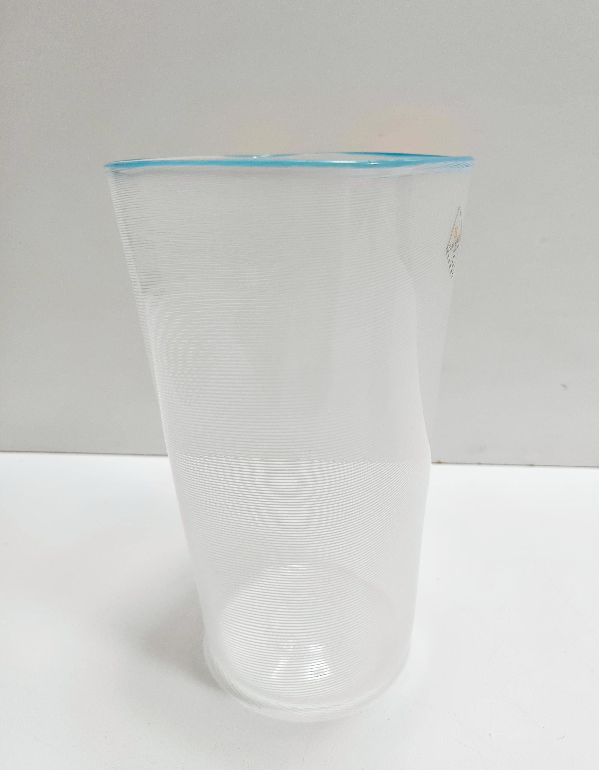 Murano Glass Vase by Ercole Barovier for Barovier & Toso with White Canes, Italy In Excellent Condition For Sale In Bresso, Lombardy