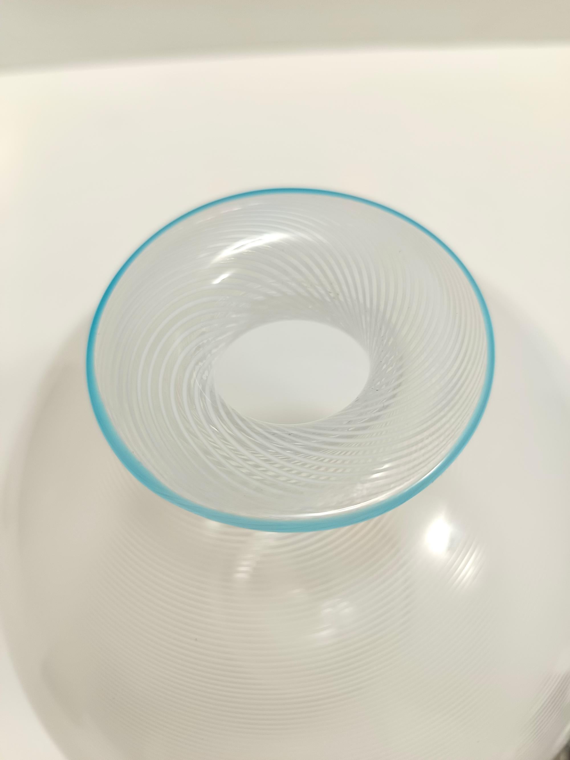 Vetro di Murano Vaso in vetro di Murano di Ercole Barovier per Barovier&Toso con canne bianche, Italia in vendita