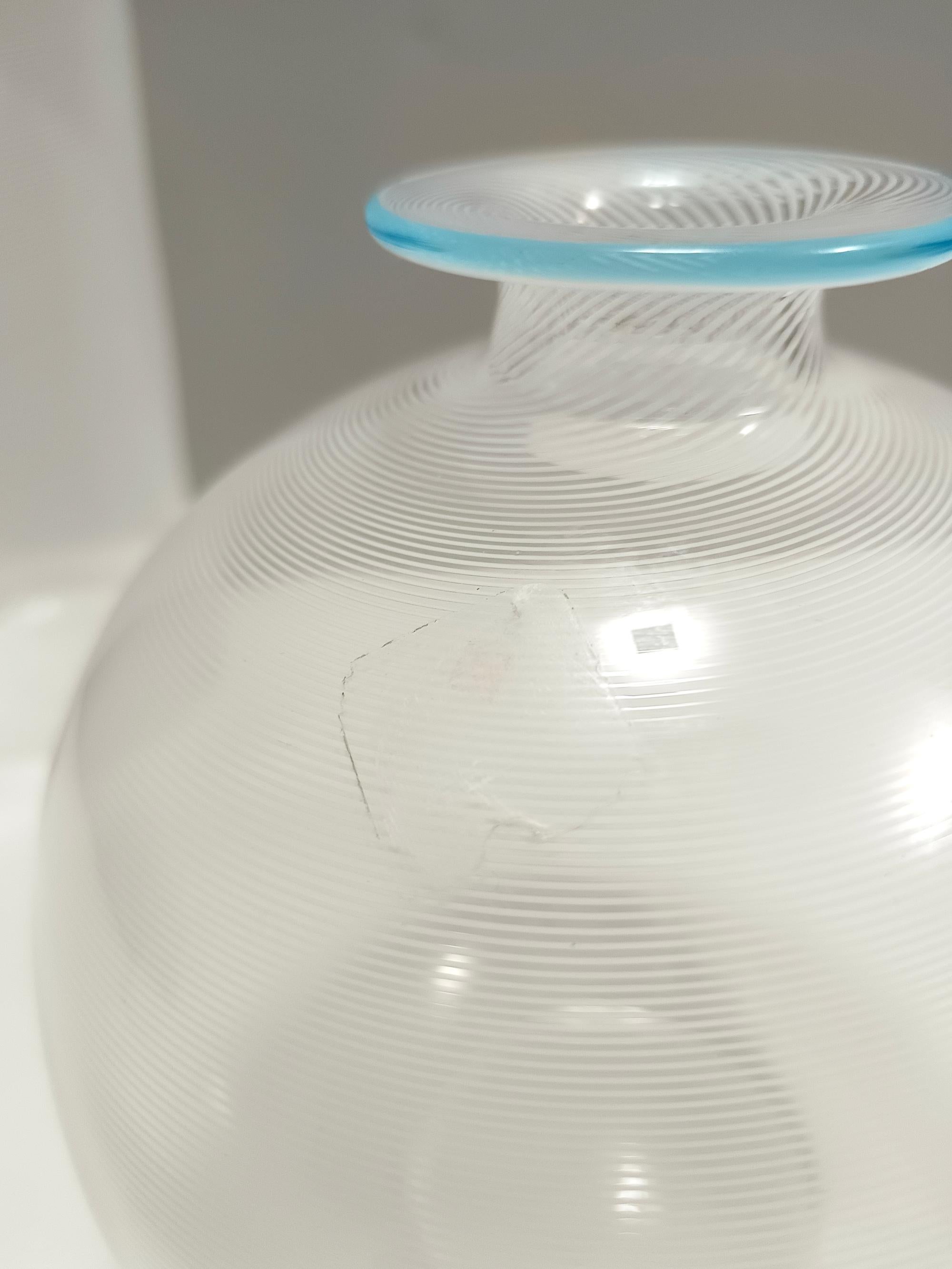 Vaso in vetro di Murano di Ercole Barovier per Barovier&Toso con canne bianche, Italia in vendita 1
