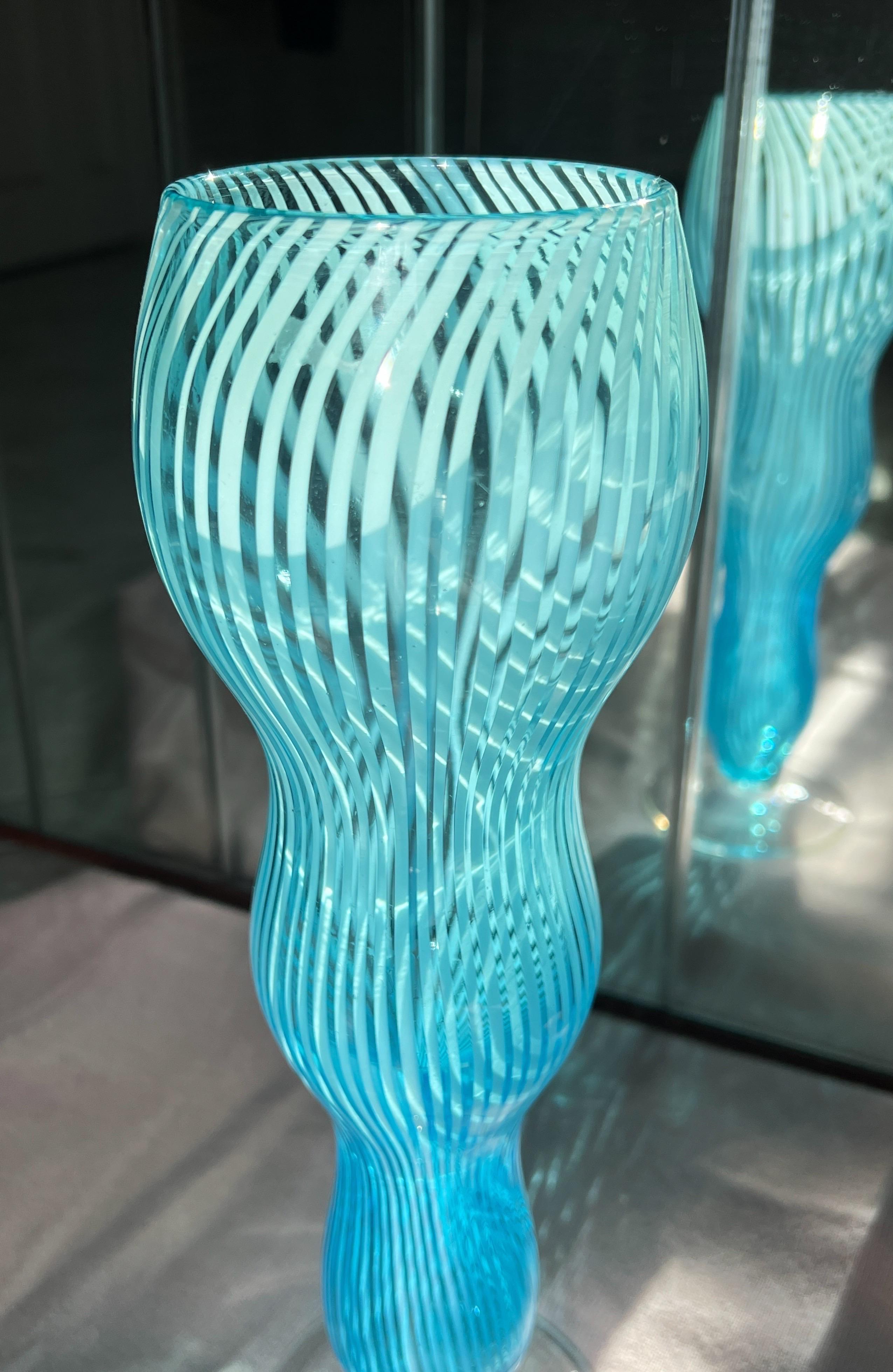 Vetro di Murano Vaso in vetro di Murano di Federico Scarpa, 1970 in vendita