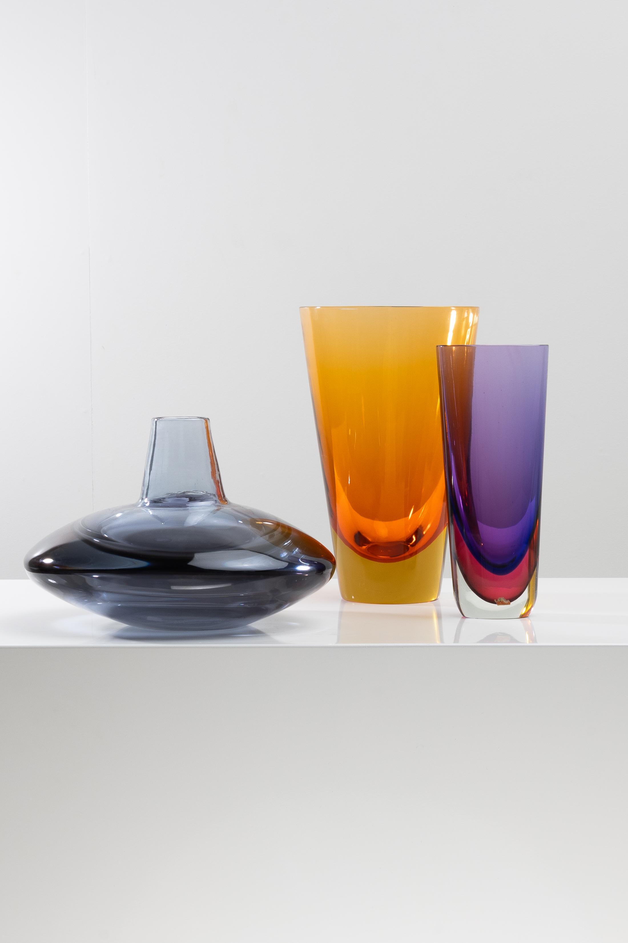 Blown Glass Murano glass vase by Flavio Poli For Sale