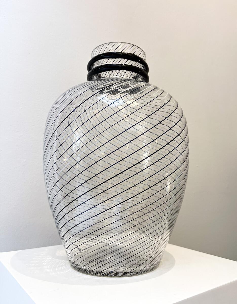 Verre de Murano Vase en verre de Murano par Fratelli Toso, années 1980 en vente