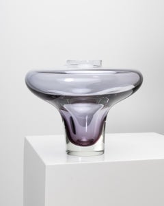 Murano glass vase by Mario Pinzoni