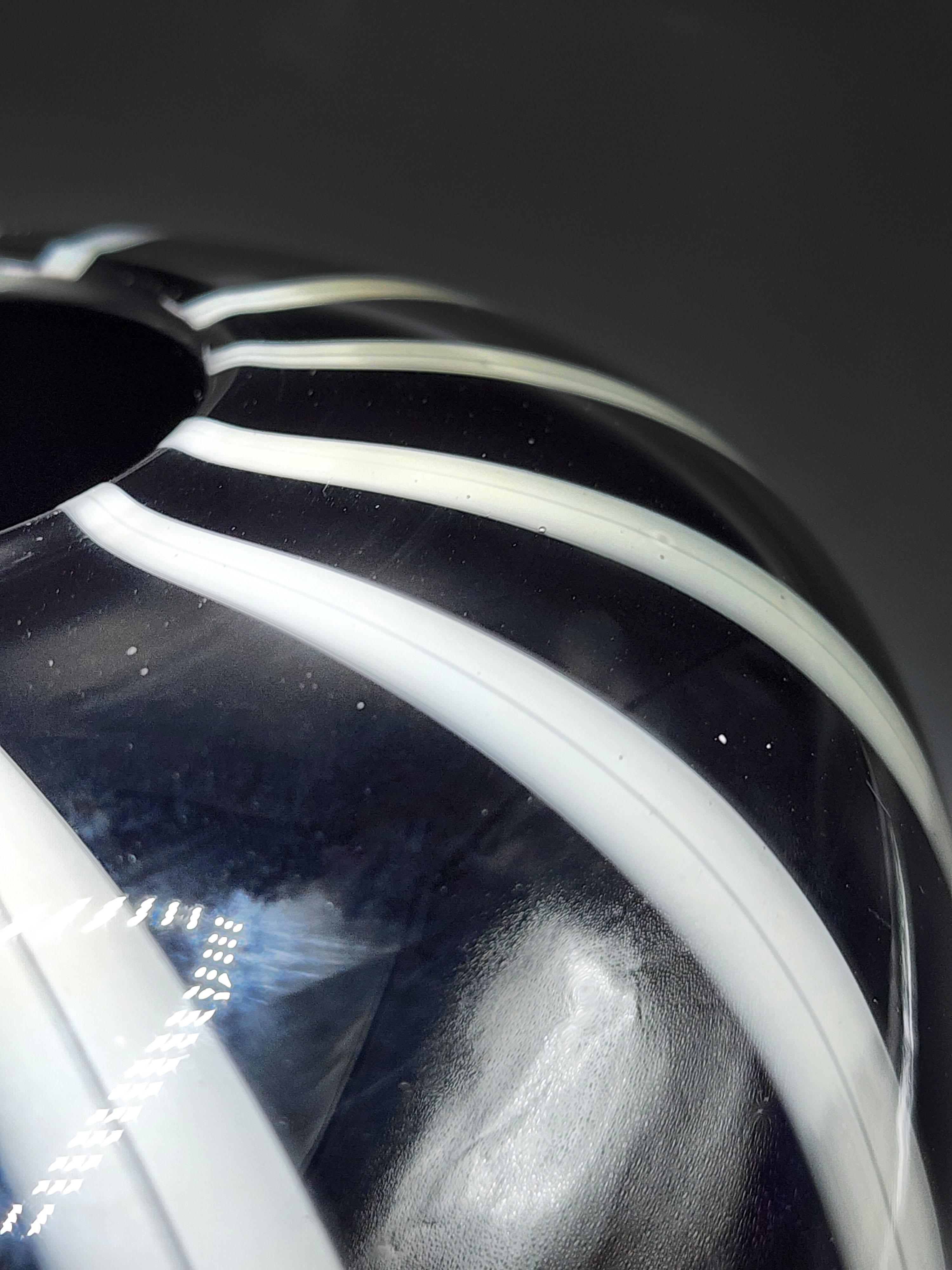 Fatto a mano Vaso in vetro di Murano di Venini in vendita