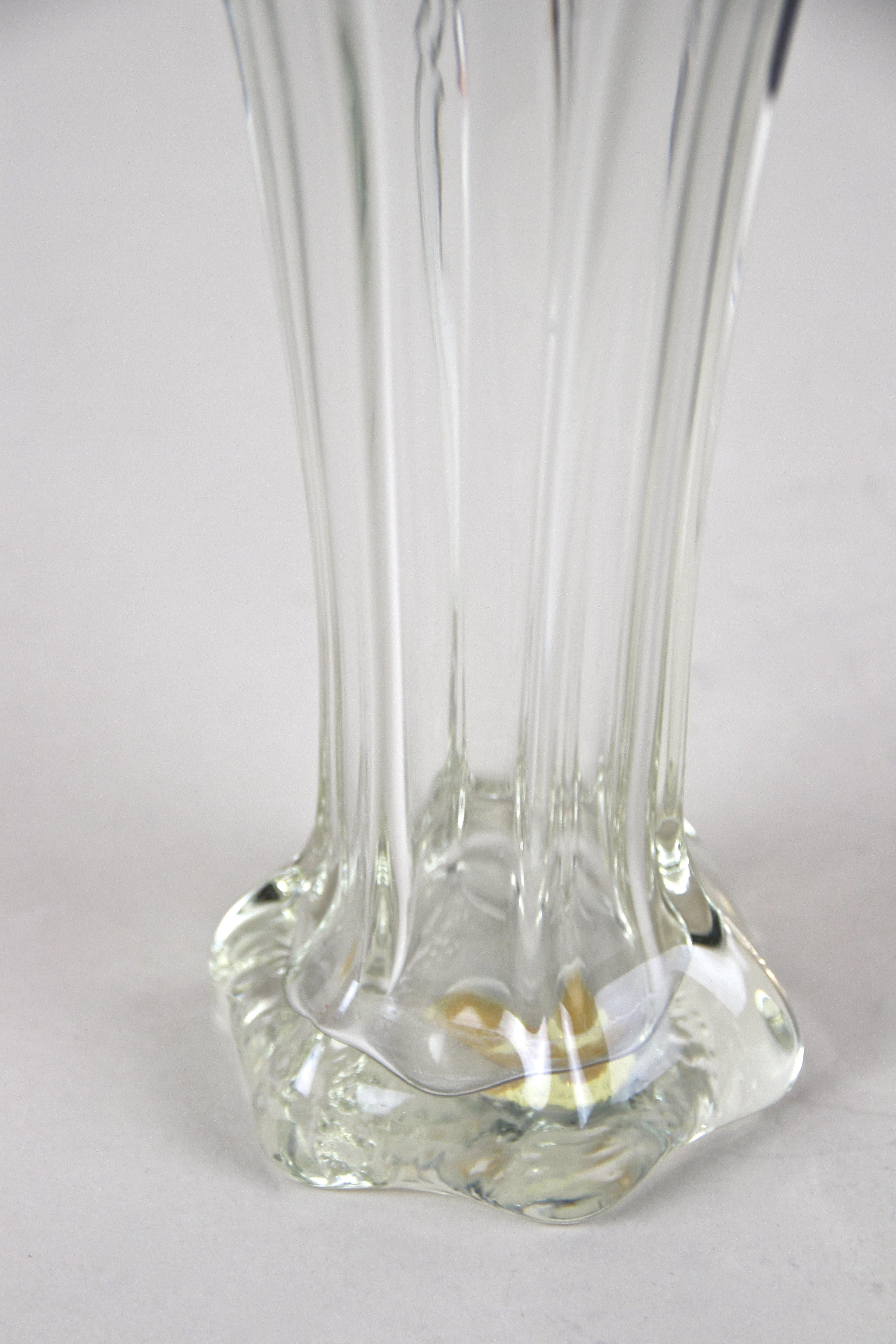 Murano Glass Vase by Vetro Artistico Veneziano, Italy ca. 1960/70 For Sale 1