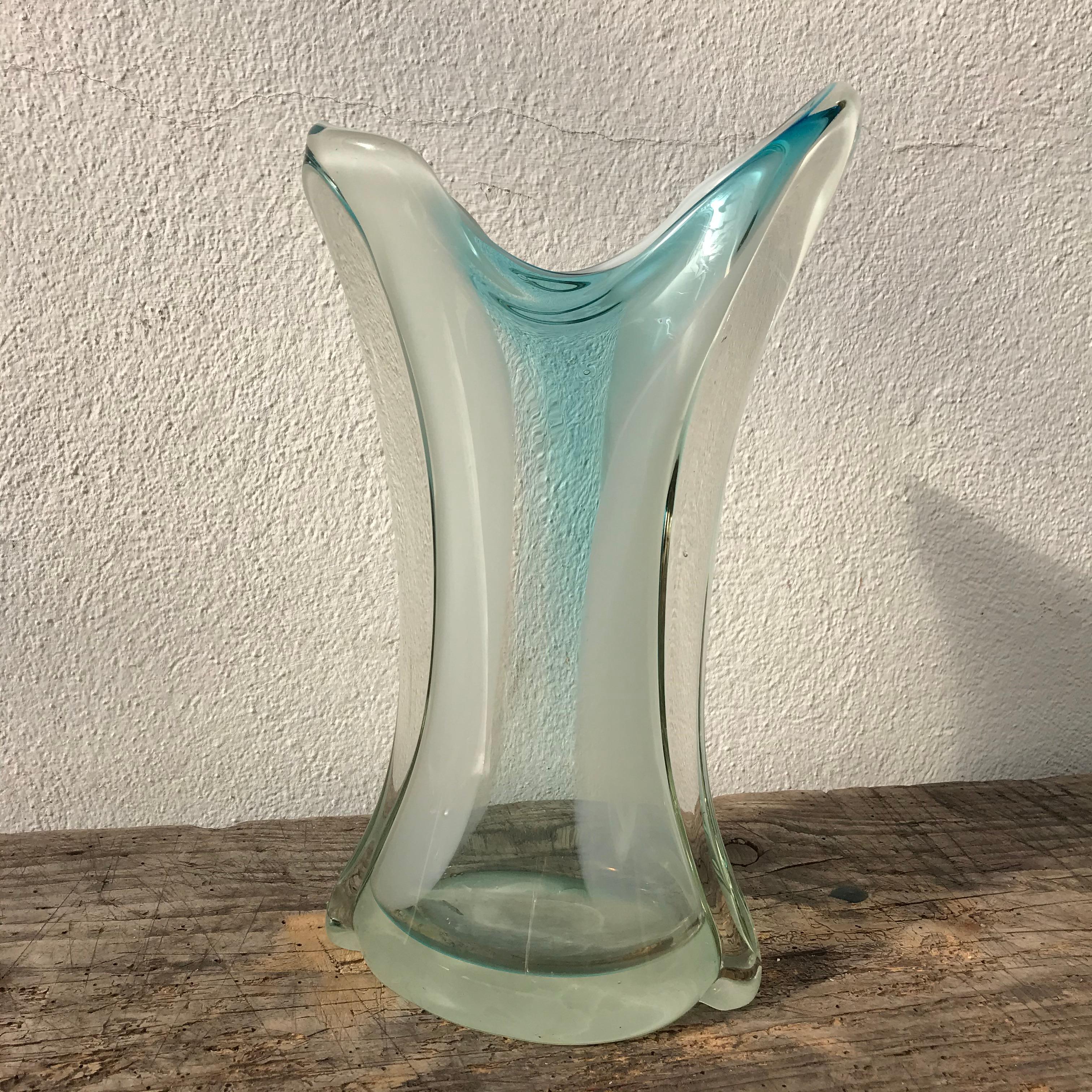 Vaso in vetro di Murano, ciano-trasparente in vendita 1