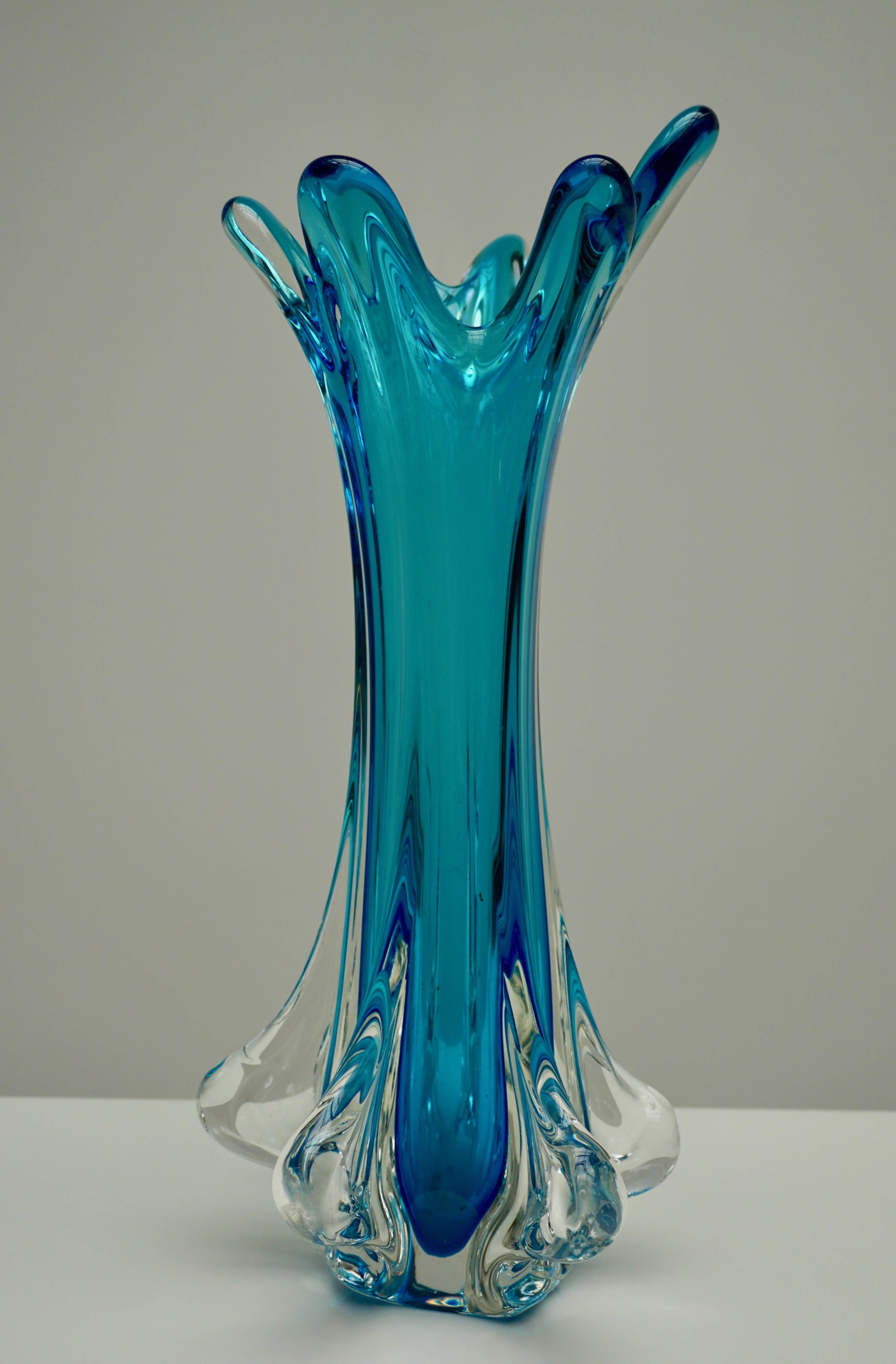 Italian Murano glass vase.
Measures: Height 56 cm.
Diameter 20 cm.
Weight 5 kg.