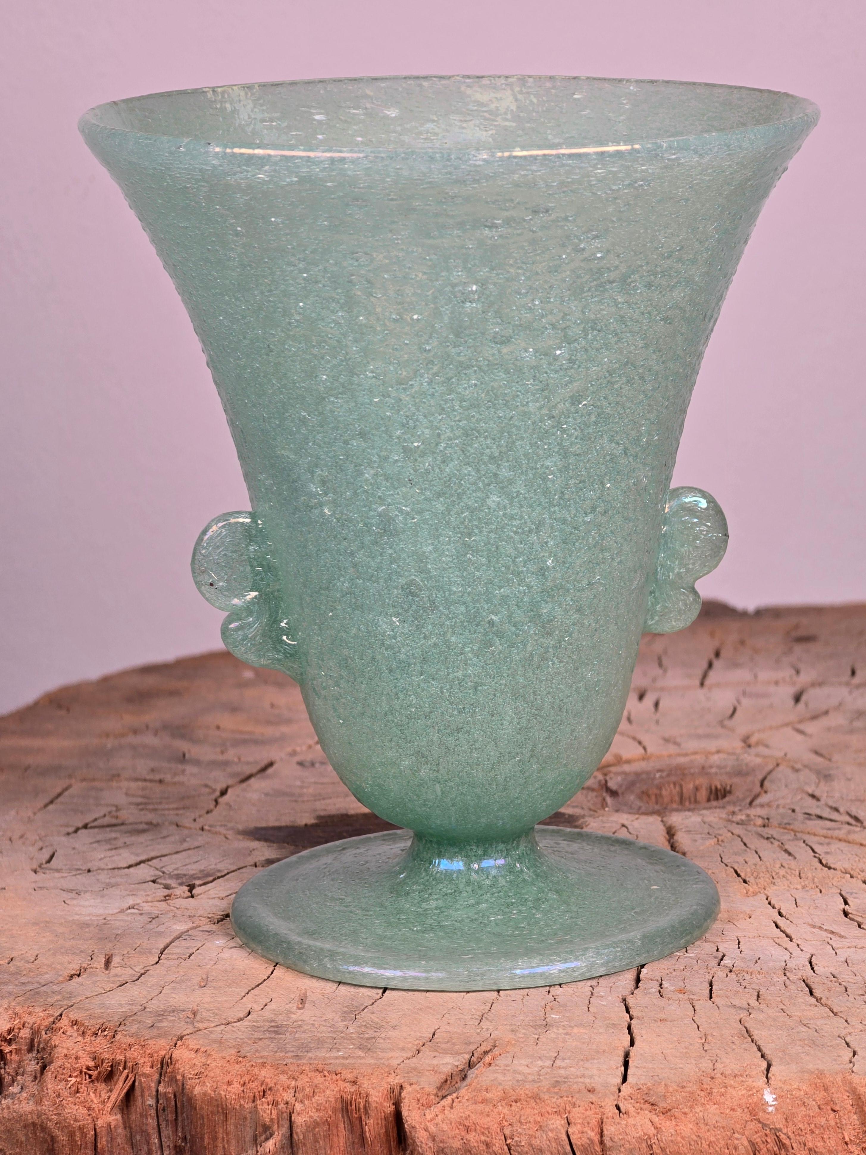 Vase aus Muranoglas mit schillerndem Pulegoso von AVEM (Art déco) im Angebot