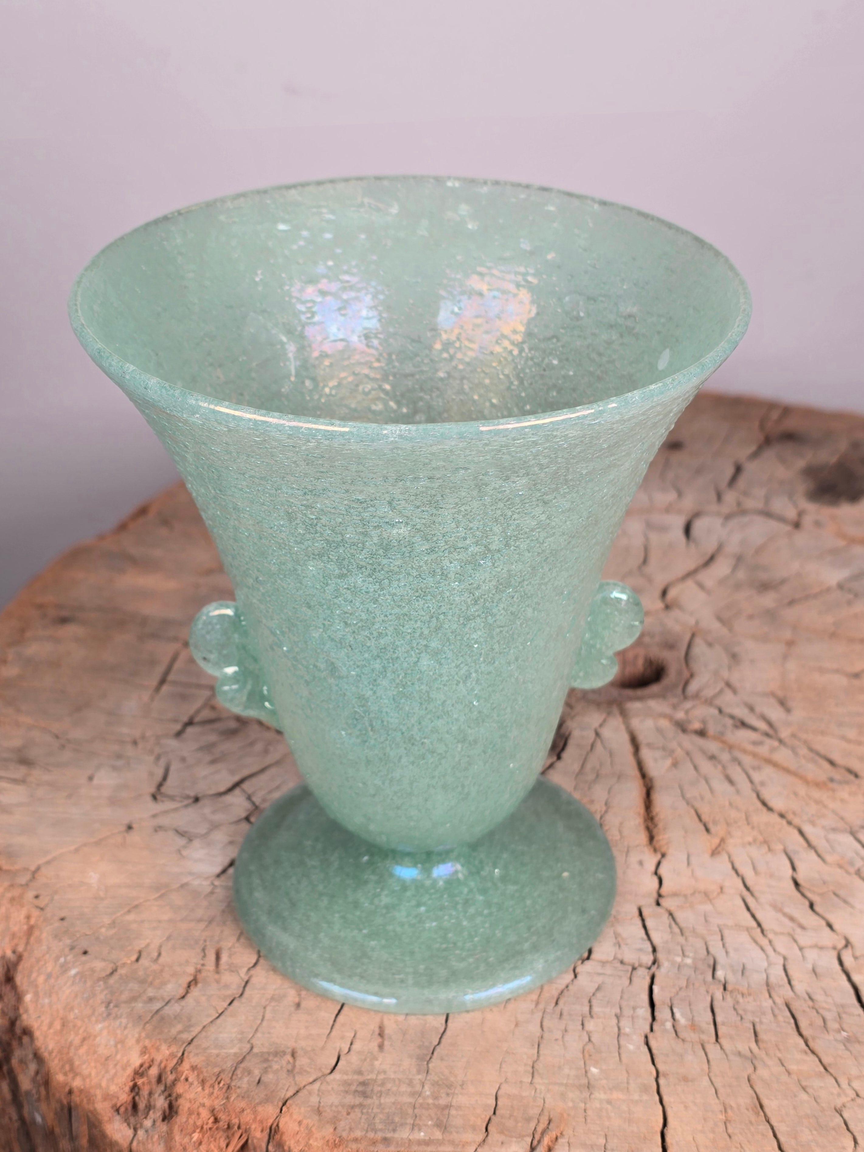 Vase aus Muranoglas mit schillerndem Pulegoso von AVEM (Glaskunst) im Angebot