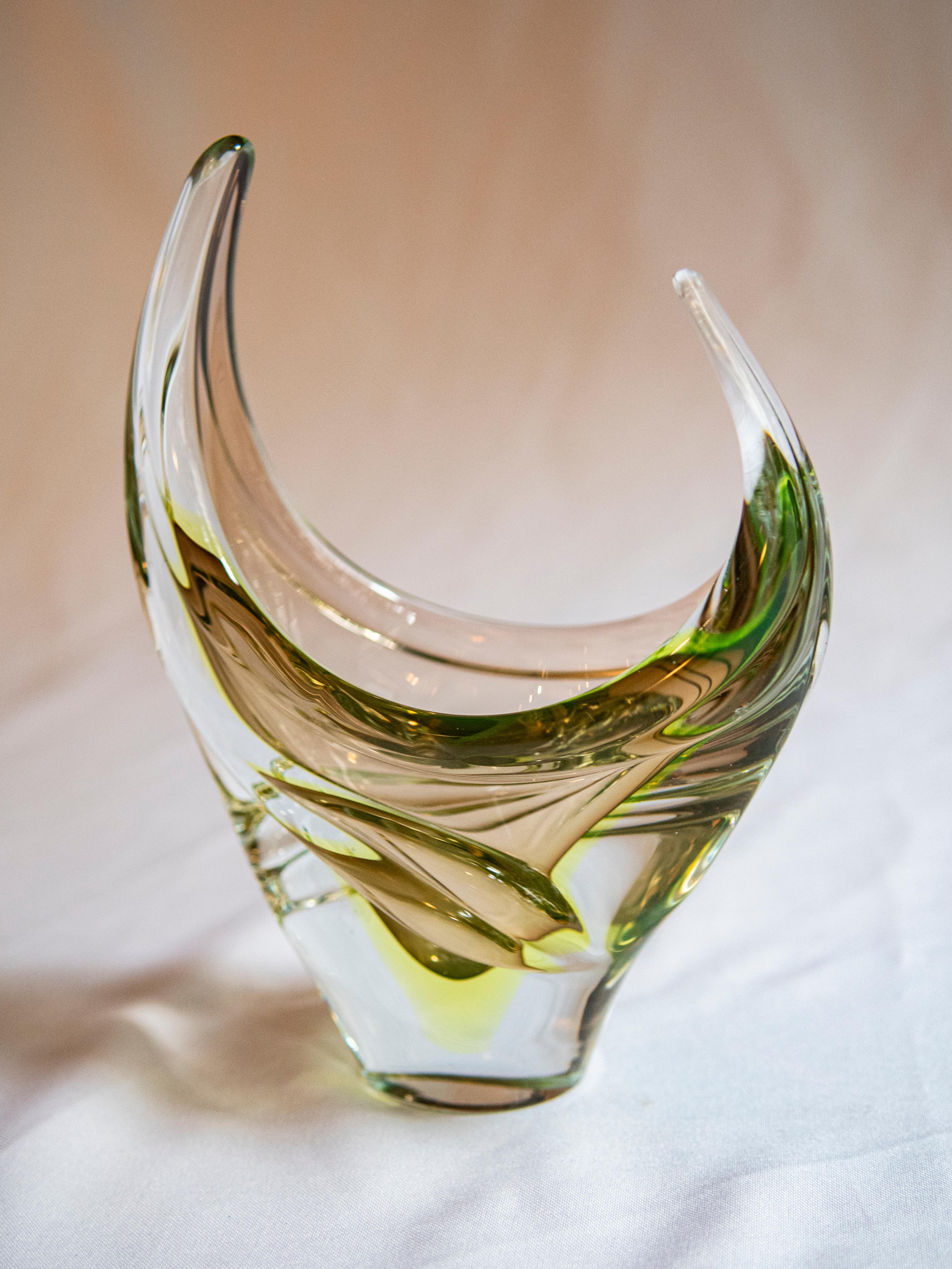 Mid-Century Modern Murano  Uranium Glass Vase in Yellow and Green, 1960s