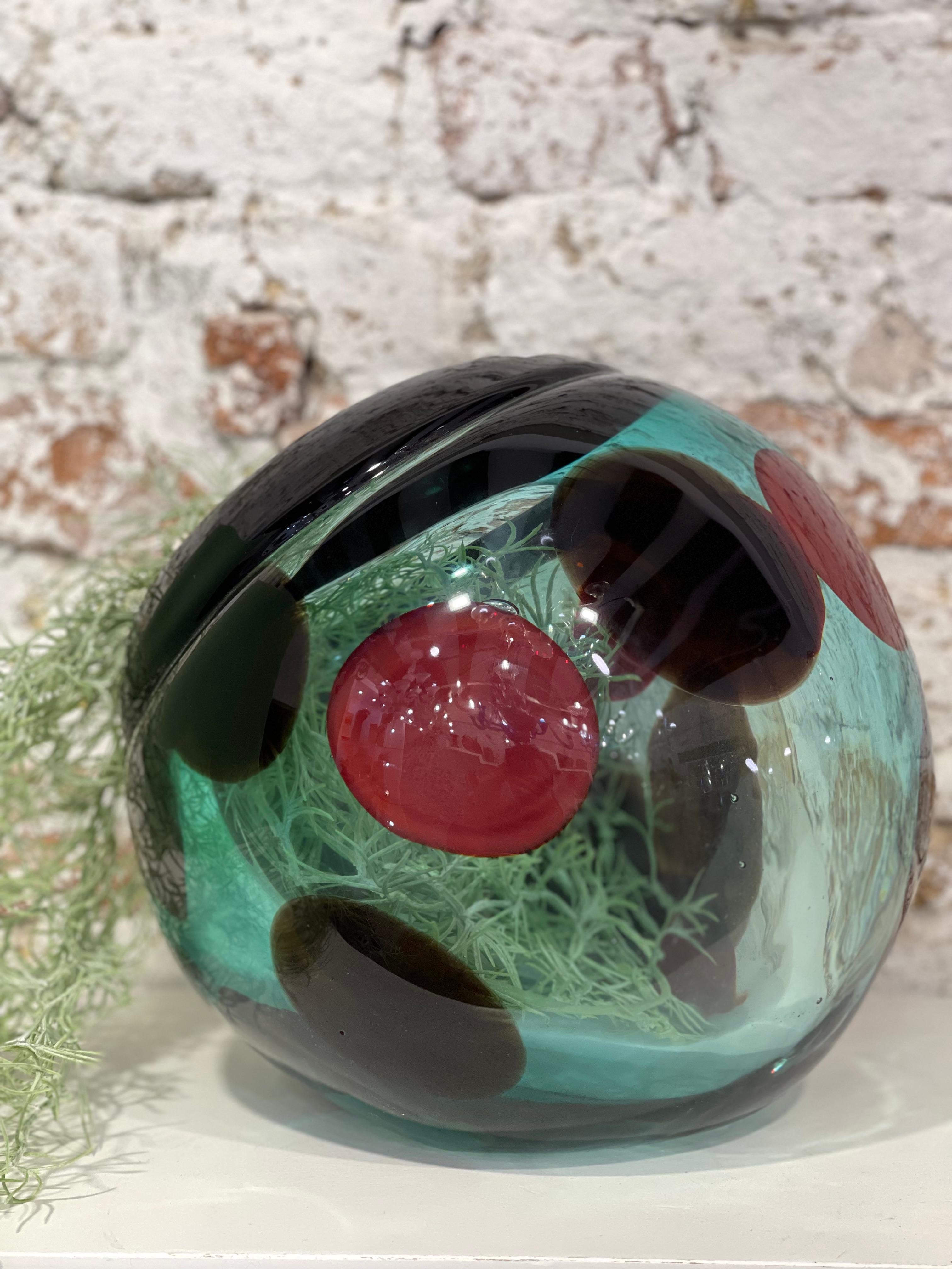 Contemporary Murano glass vase 