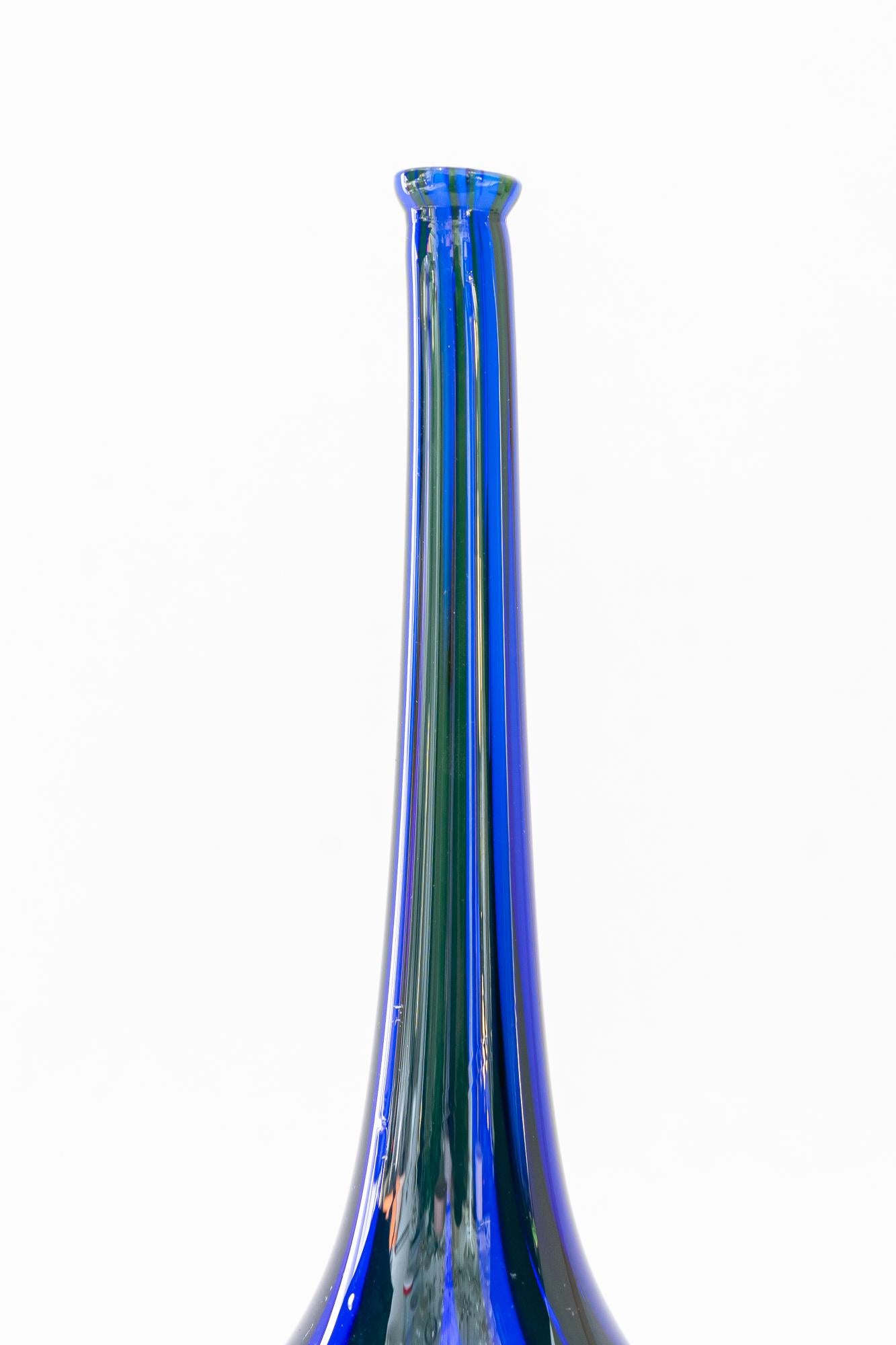 Italiano Vaso in vetro di Murano Italia anni '70 circa in vendita