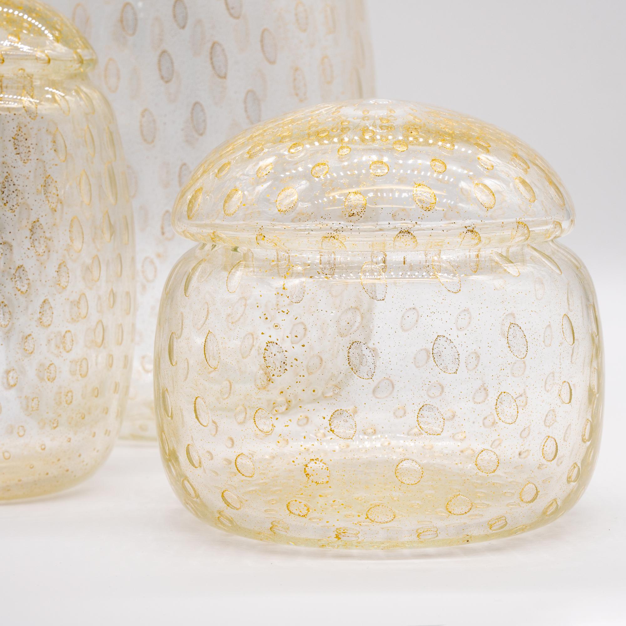italien Vase en verre de Murano, fabriqué en Italie, service de potiches, service d'urnes, pot de couleur or en vente