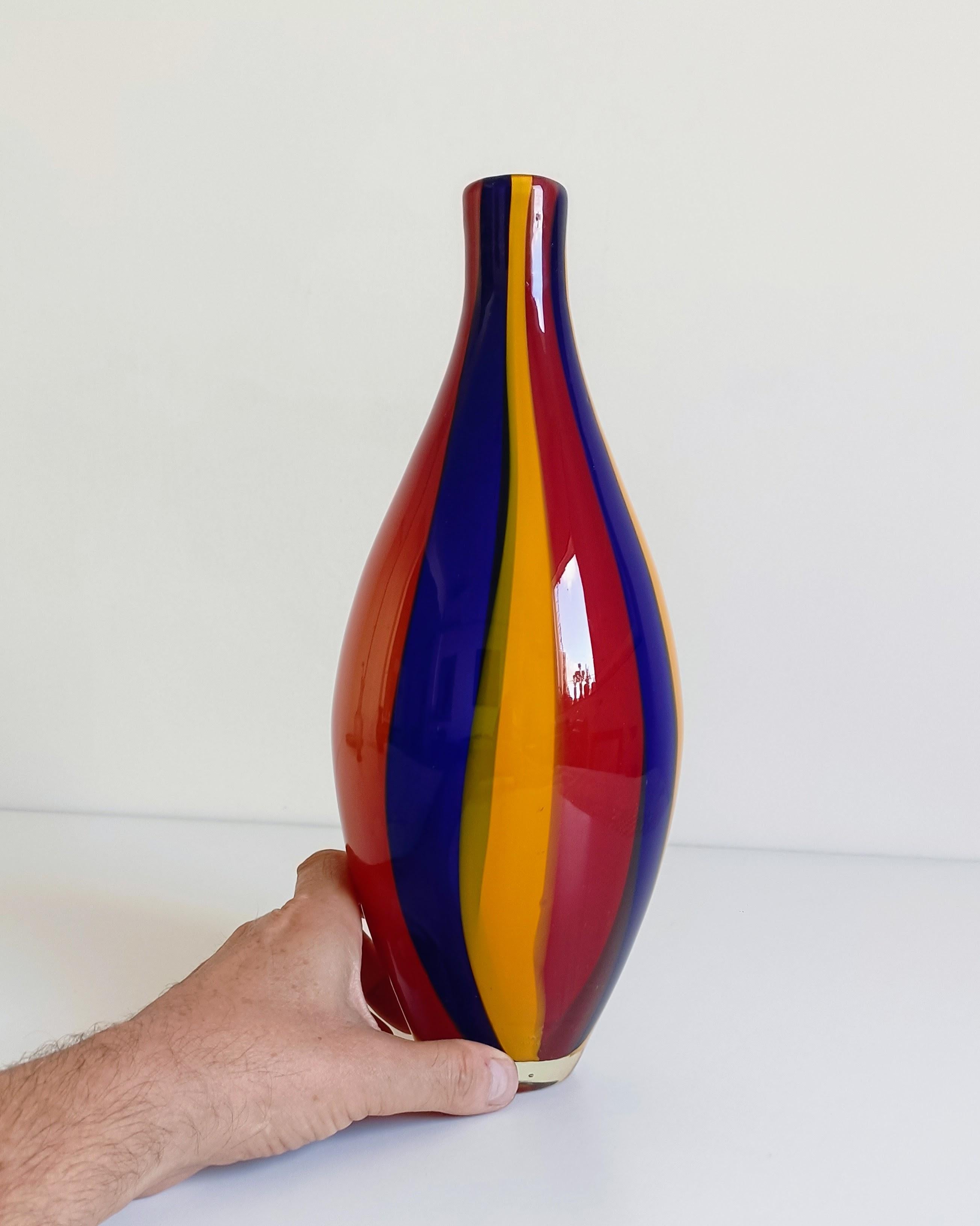 Vaso in vetro di Murano, design colorato di metà secolo, Italia, anni '60 in vendita 10