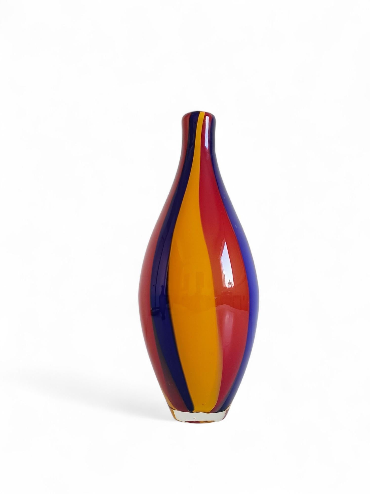 Vaso in vetro di Murano, design colorato di metà secolo, Italia, anni '60 in vendita 1