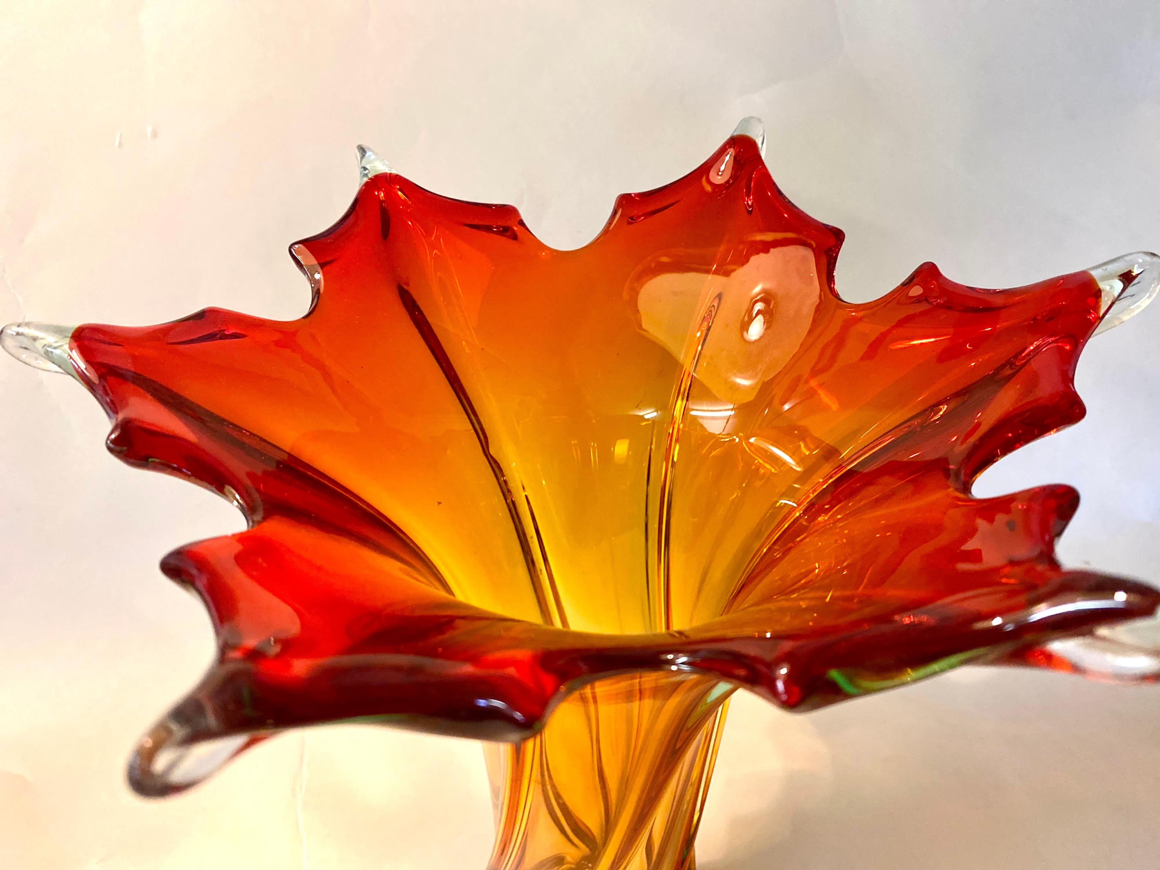 Murano Glass Vase Mid Century, Italy, circa 1960/70 5