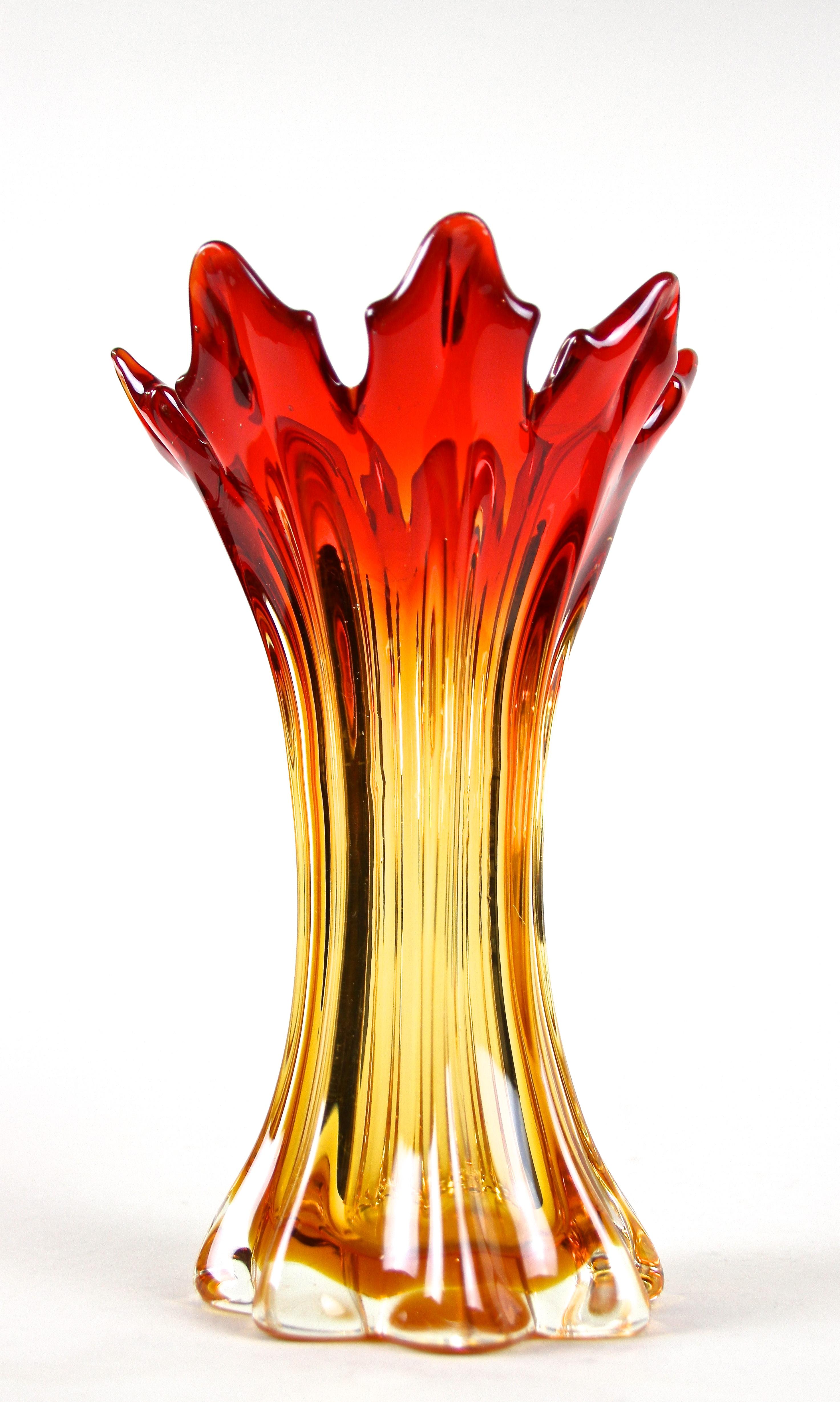 20th Century Murano Glass Vase Mid Century, Italy, circa 1960/70 For Sale