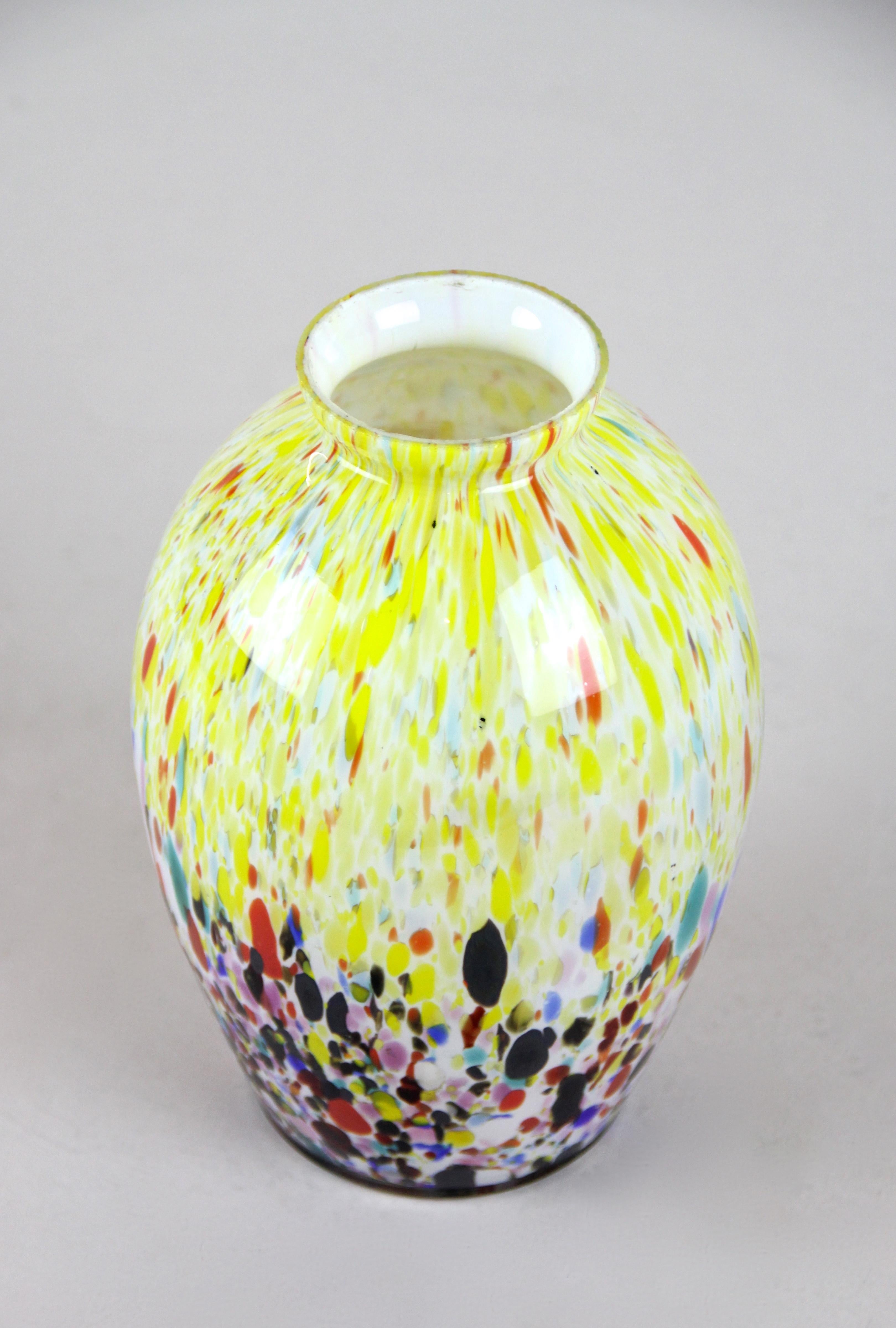 Italian Murano Glass Vase Midcentury Multicolored, Italy, circa 1960
