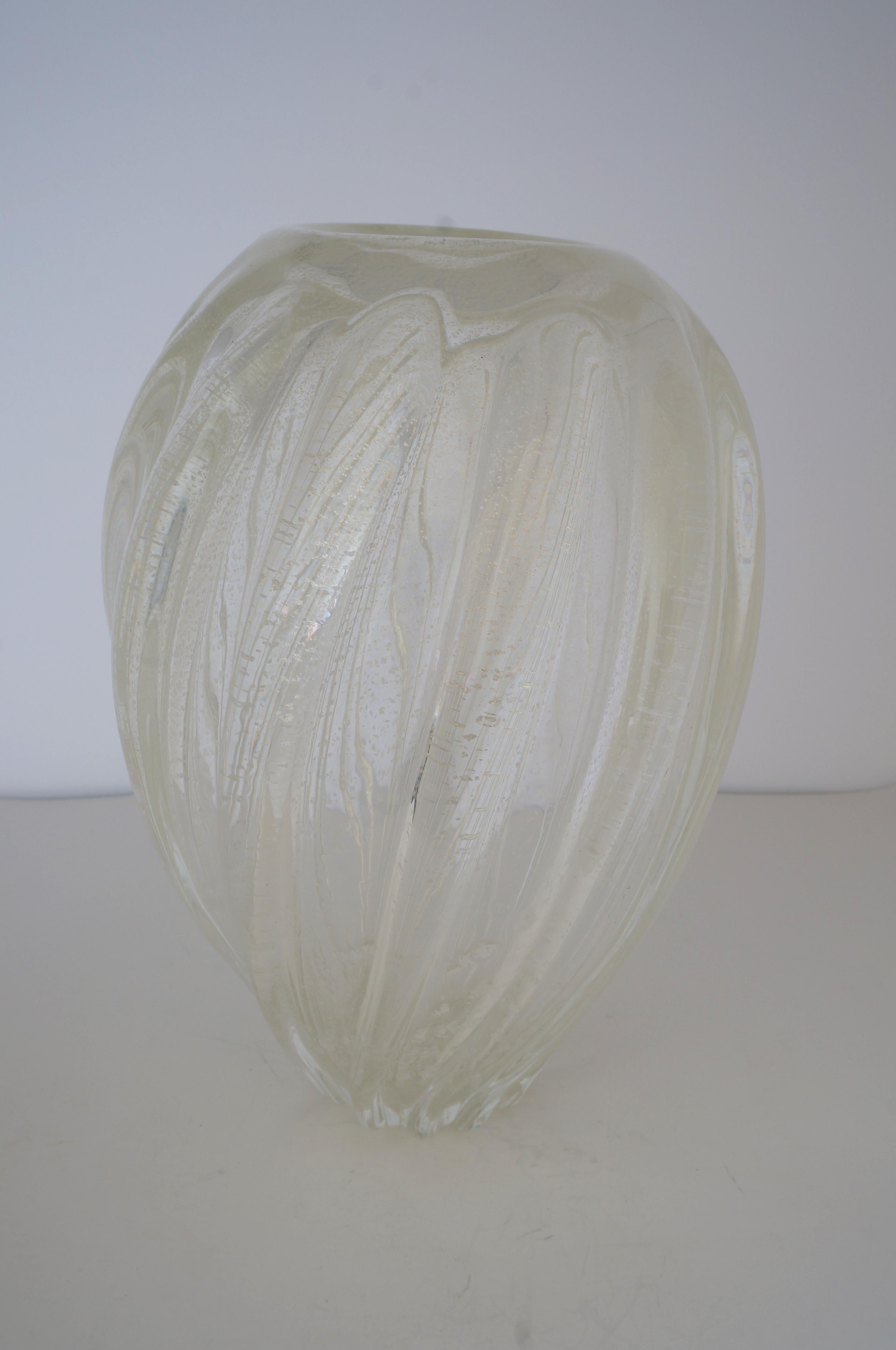 Murano Glass Vase Seguso Style In Good Condition In West Palm Beach, FL