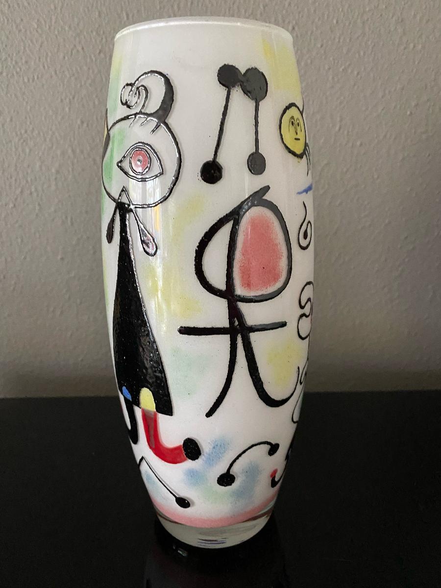 Murano crystal and colored glass vase 1990. Tribute to MIRO'.
Made by Luciano Canal (signature), a well-known Murano glassmaker and painter,
Single piece. In excellent condition with no marks. Canalverremurano warranty certificate.
 
