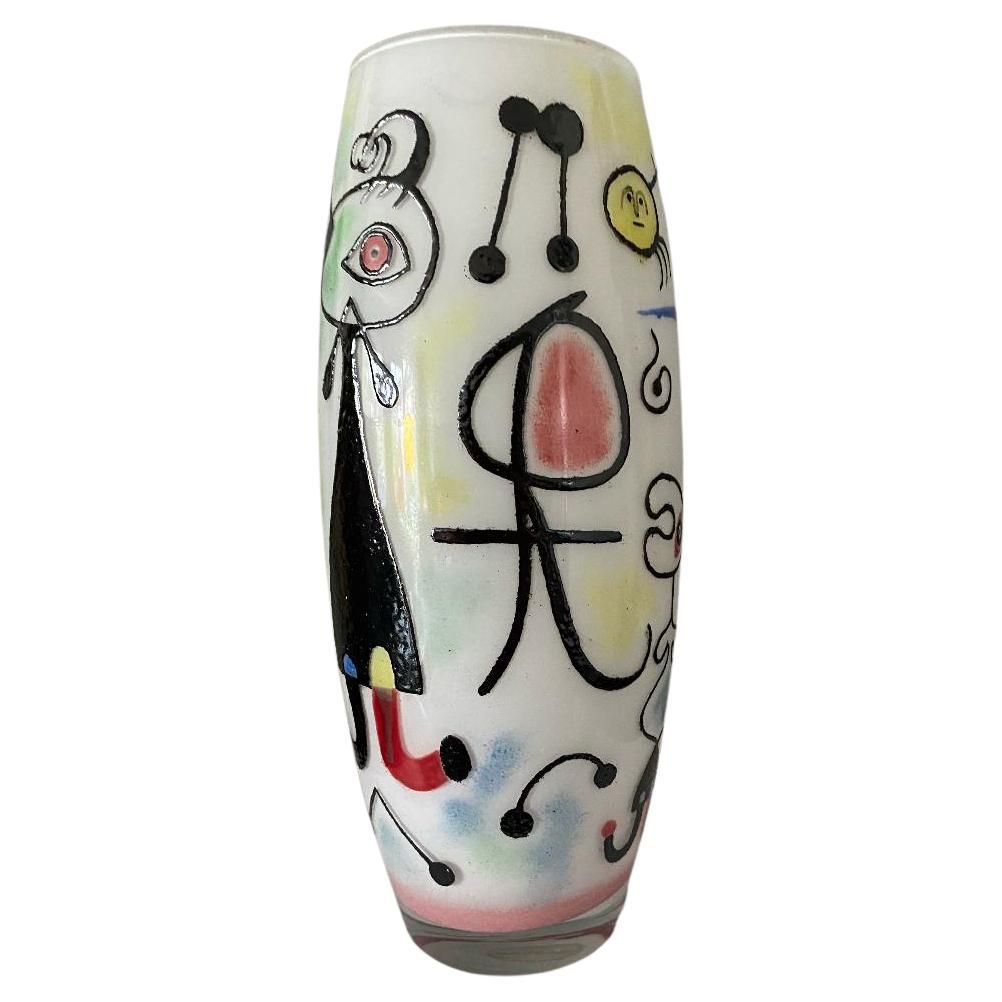 Vase en verre de Murano ; hommage à Joan Miro en vente