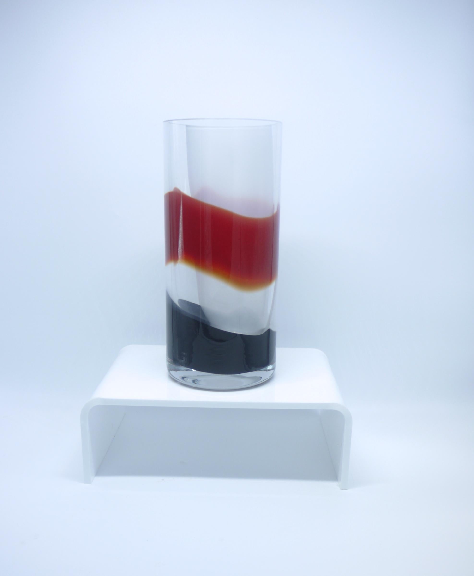 Murano Glass Vase V Nason 1999 Italian Boxed Labelled Deep Red, Black and White For Sale 1