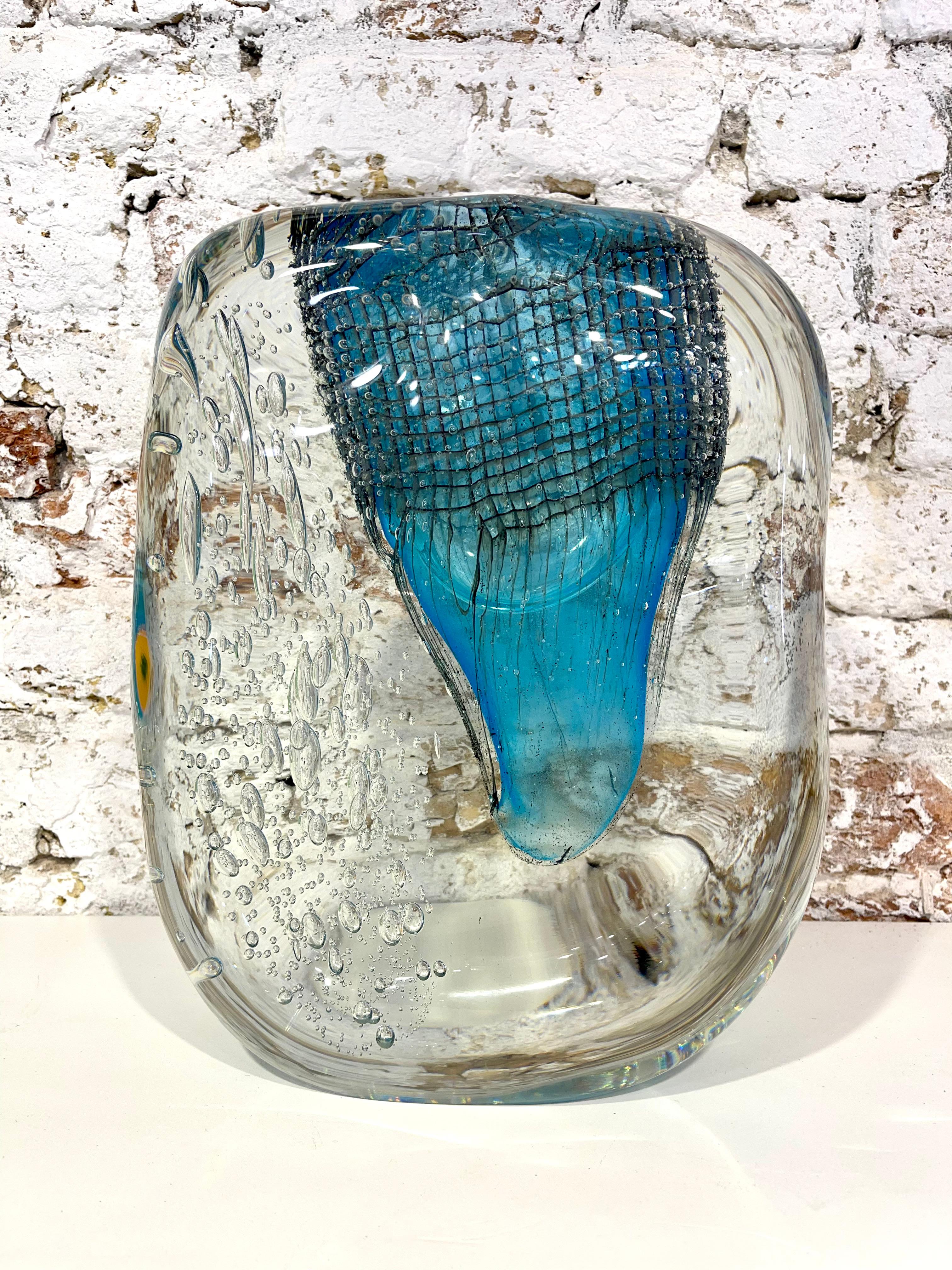 Contemporary Murano glass vase with aluminum net, in stock For Sale