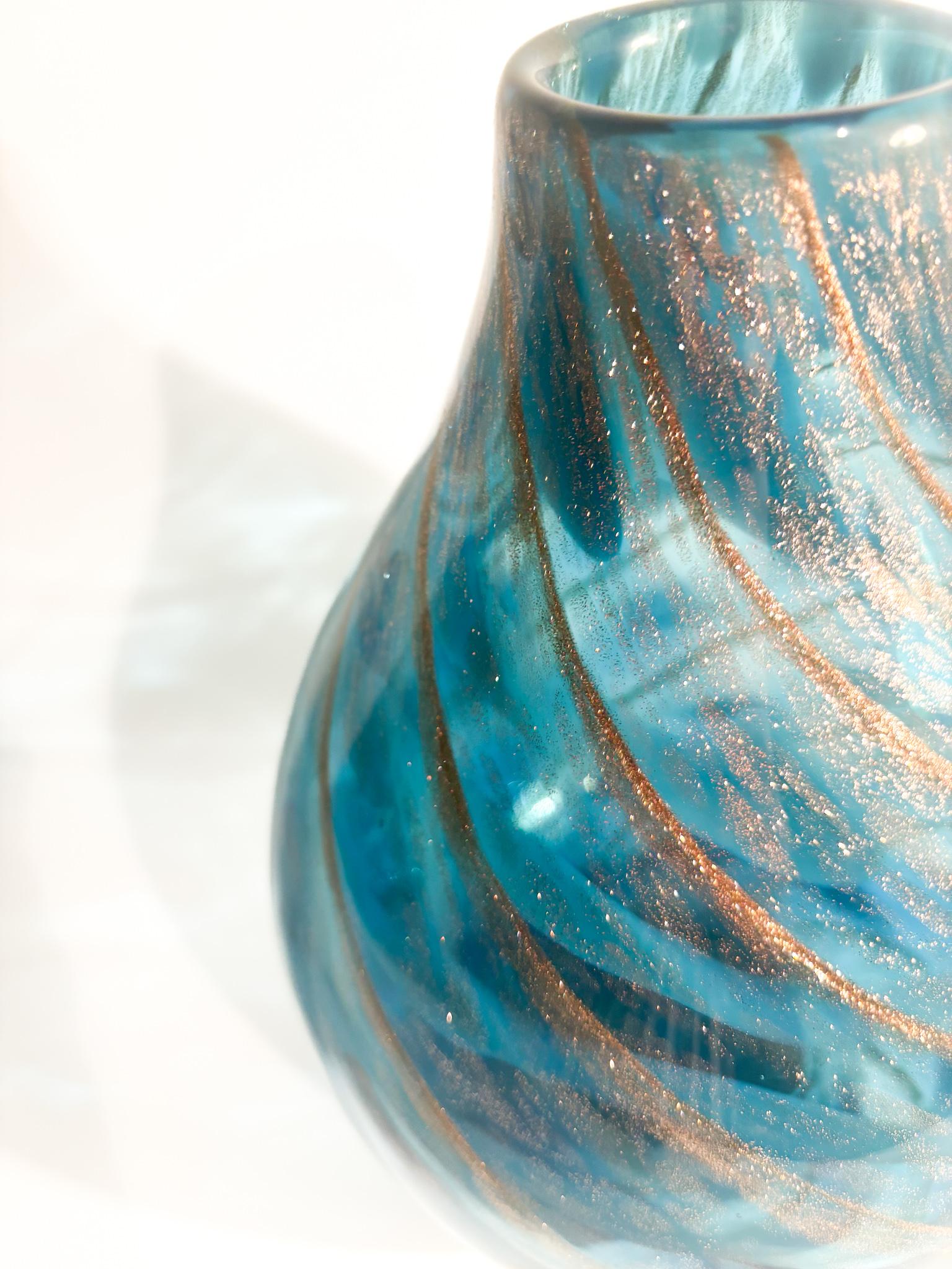 Murano Glass Vase with Aventurine by Fratelli Toso 1950s For Sale 5