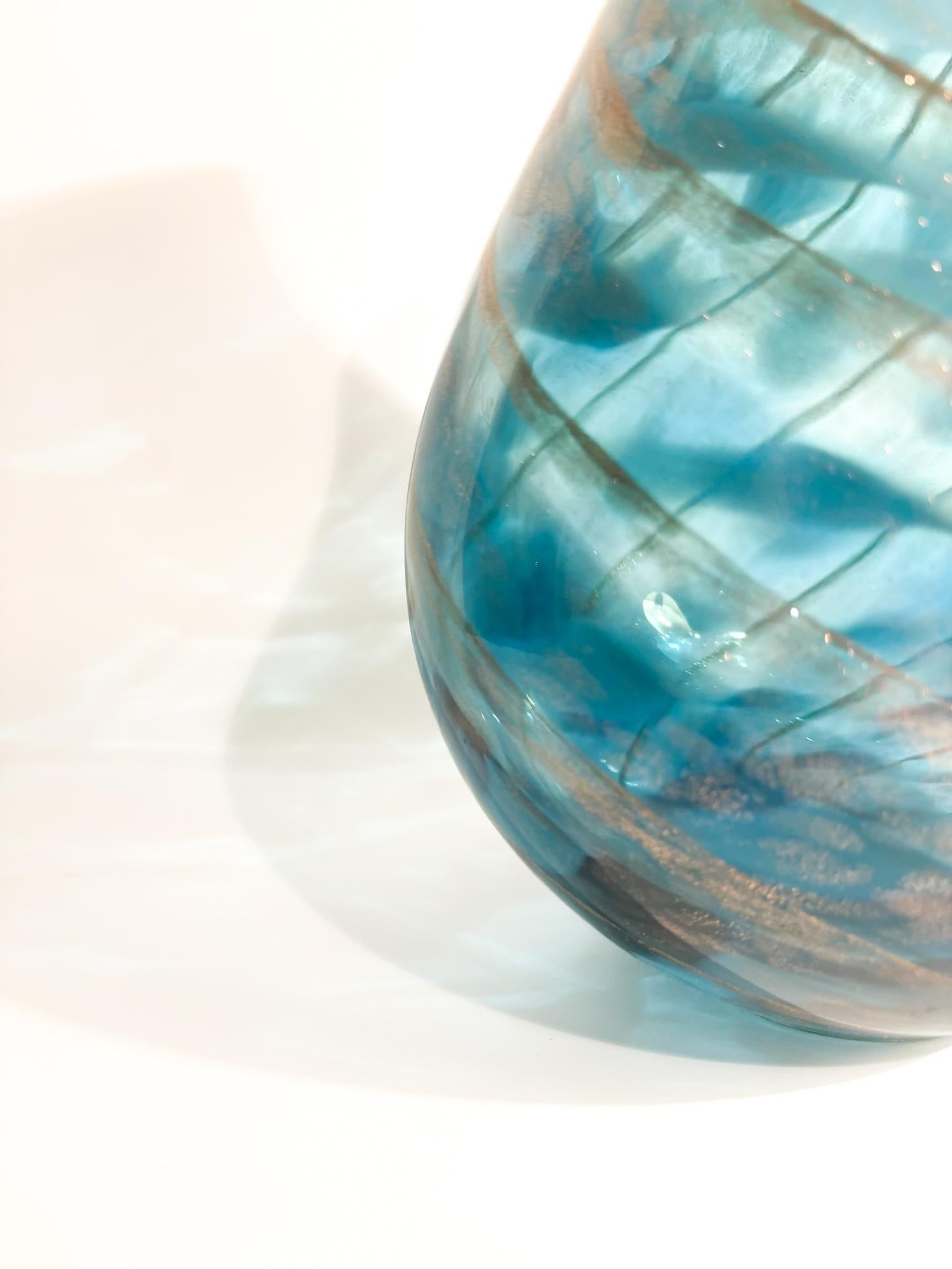 Murano Glass Vase with Aventurine by Fratelli Toso 1950s For Sale 7