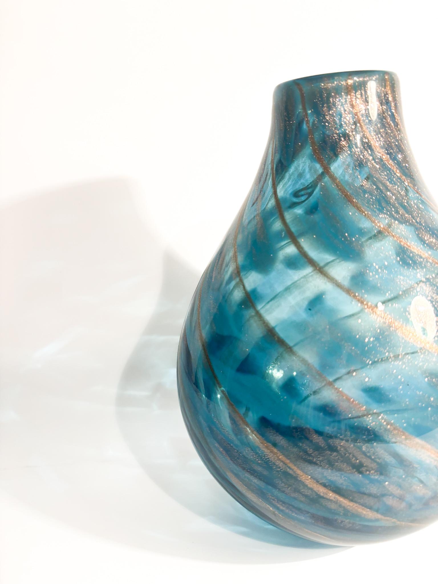 Mid-Century Modern Murano Glass Vase with Aventurine by Fratelli Toso 1950s For Sale