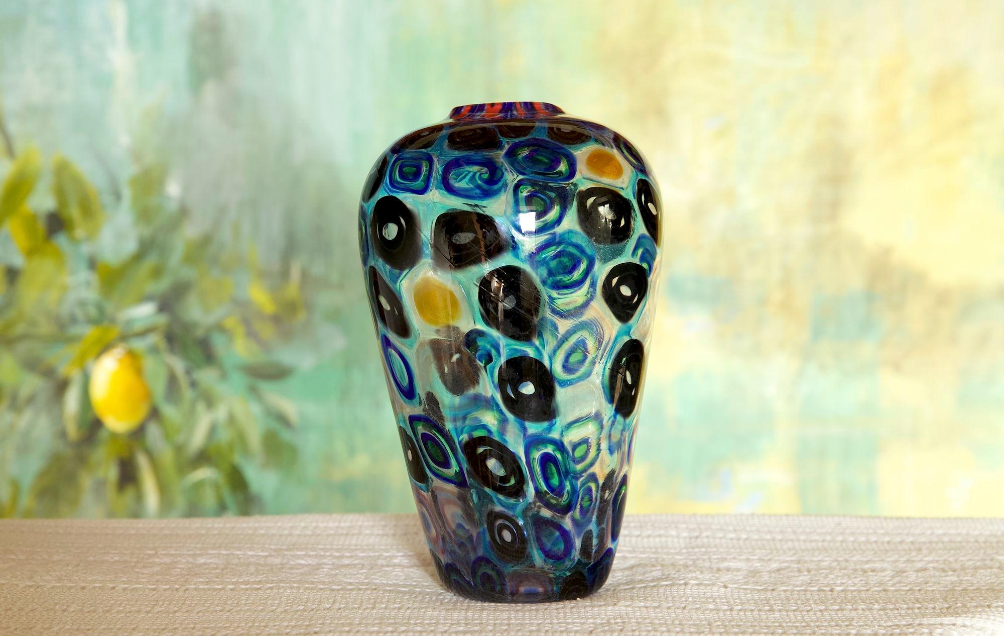 Murano glass vase with circular Murrinas in random design 3