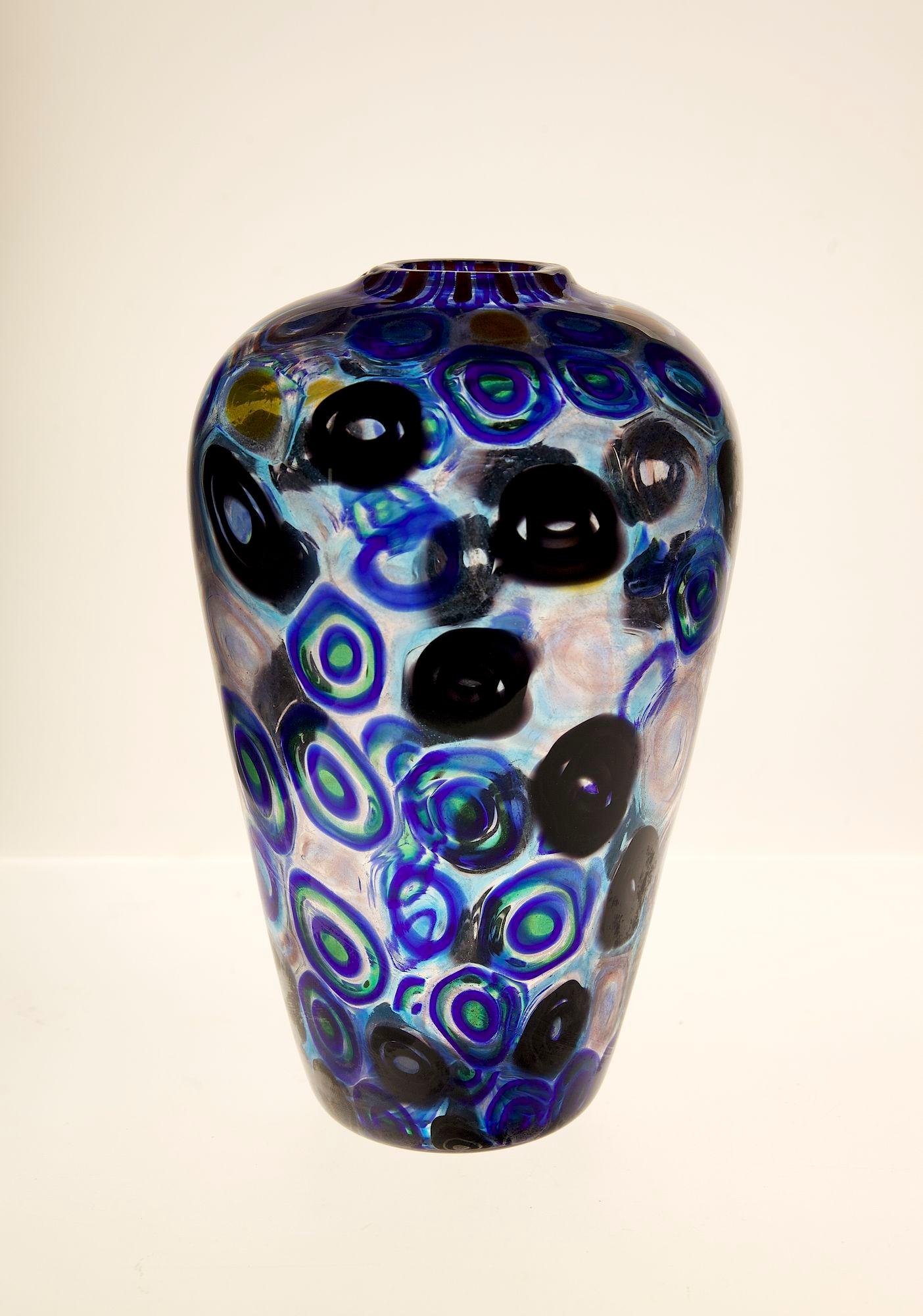 Murano glass vase with circular Murrinas in random design 10