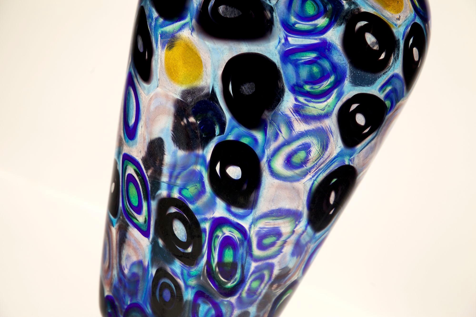Murano glass vase with circular Murrinas in random design 11