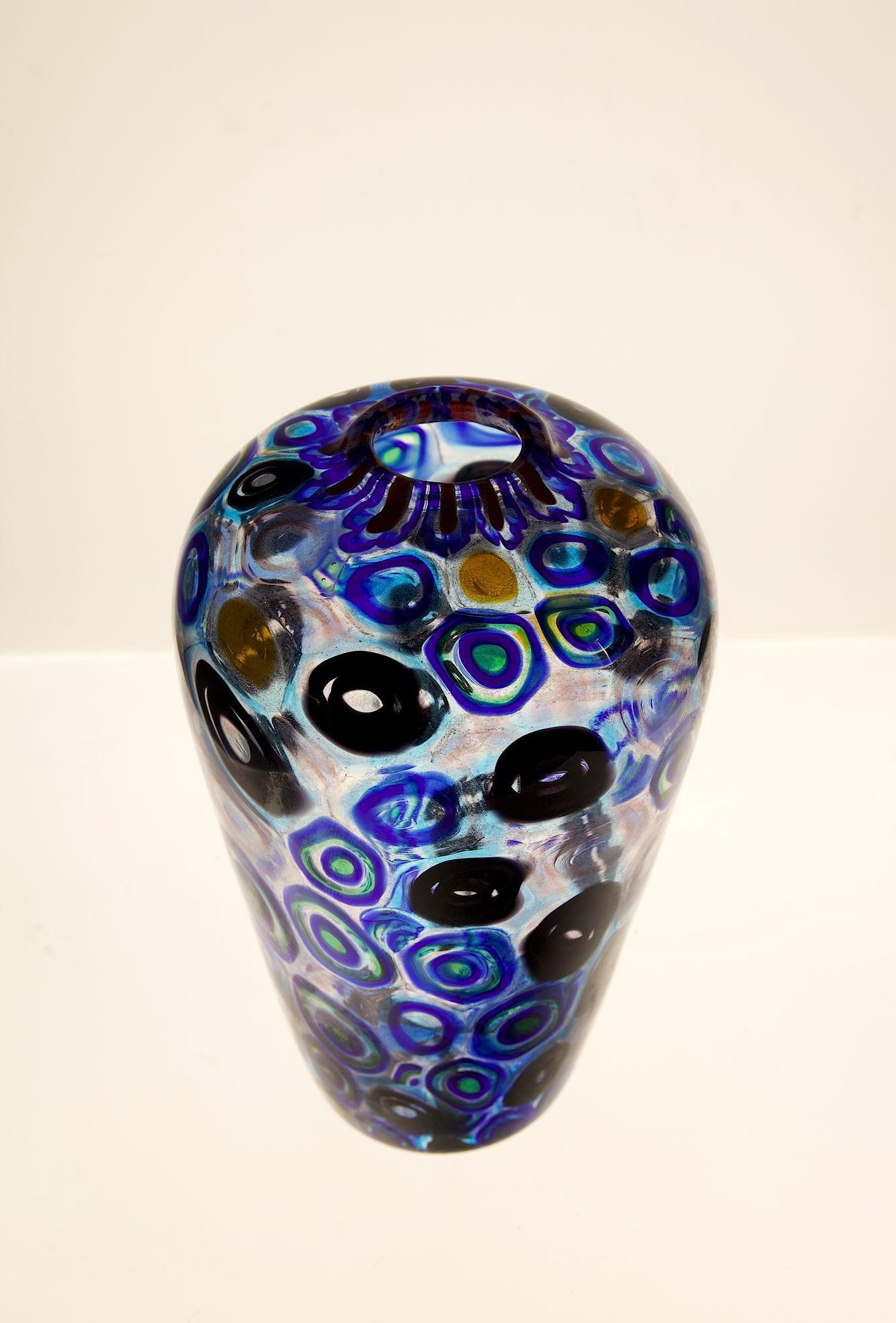Mid-20th Century Murano glass vase with circular Murrinas in random design