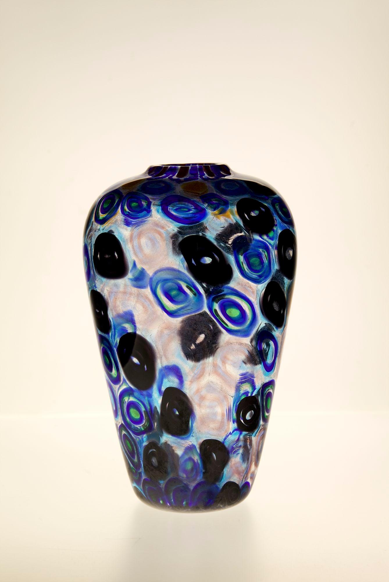 Murano glass vase with circular Murrinas in random design 2