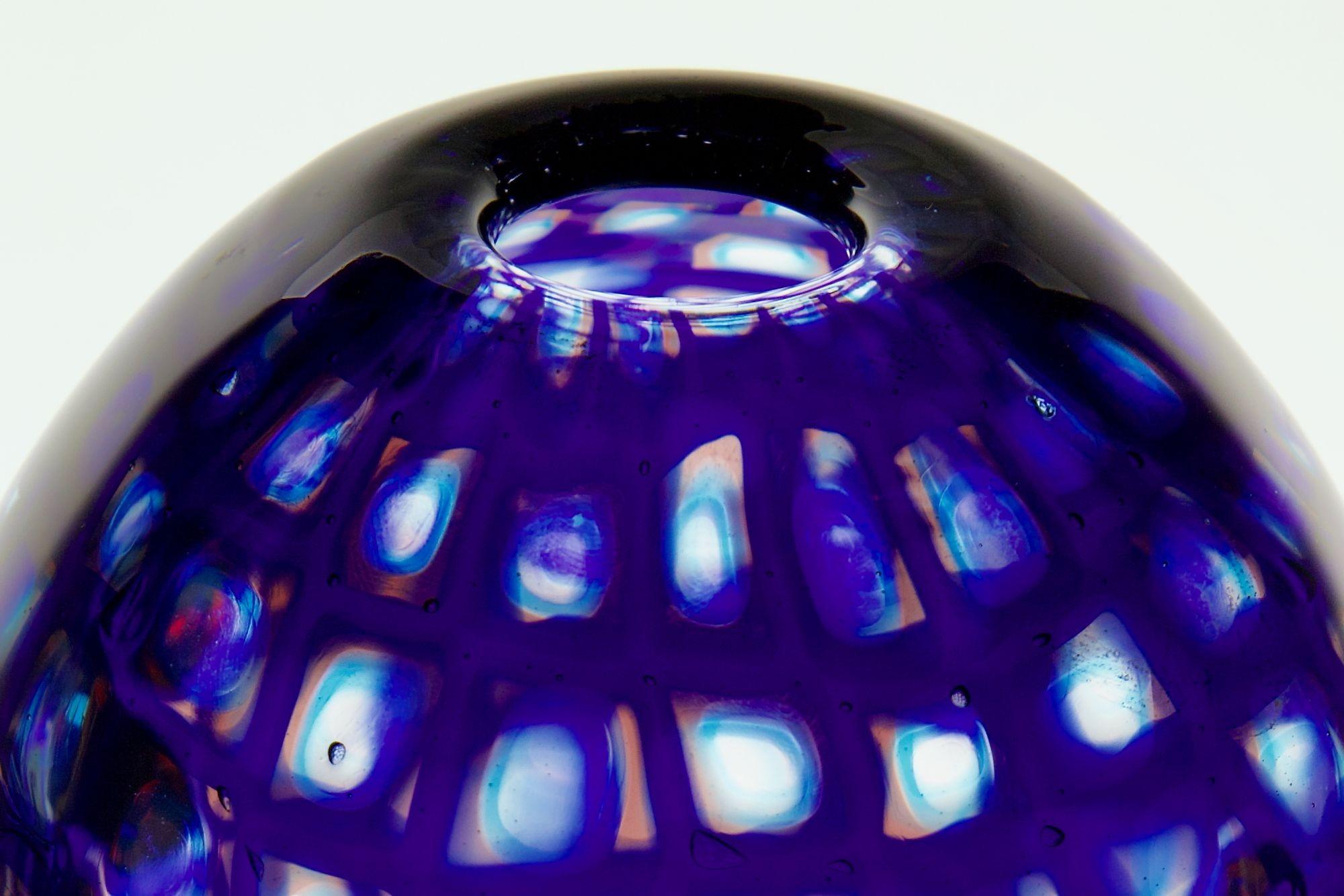 Mid-Century moderno Vaso in vetro di Murano con Murano Romane. Design floreale, stile Ercole Barovier in vendita