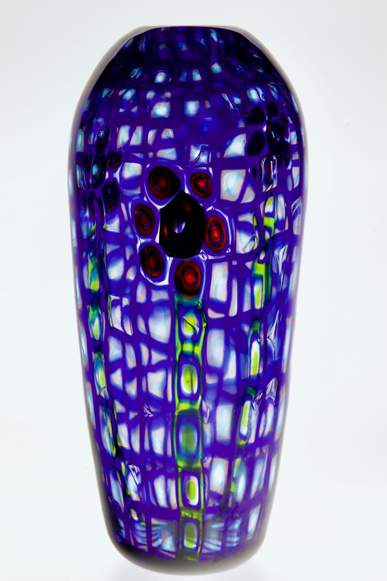 Italiano Vaso in vetro di Murano con Murano Romane. Design floreale, stile Ercole Barovier in vendita
