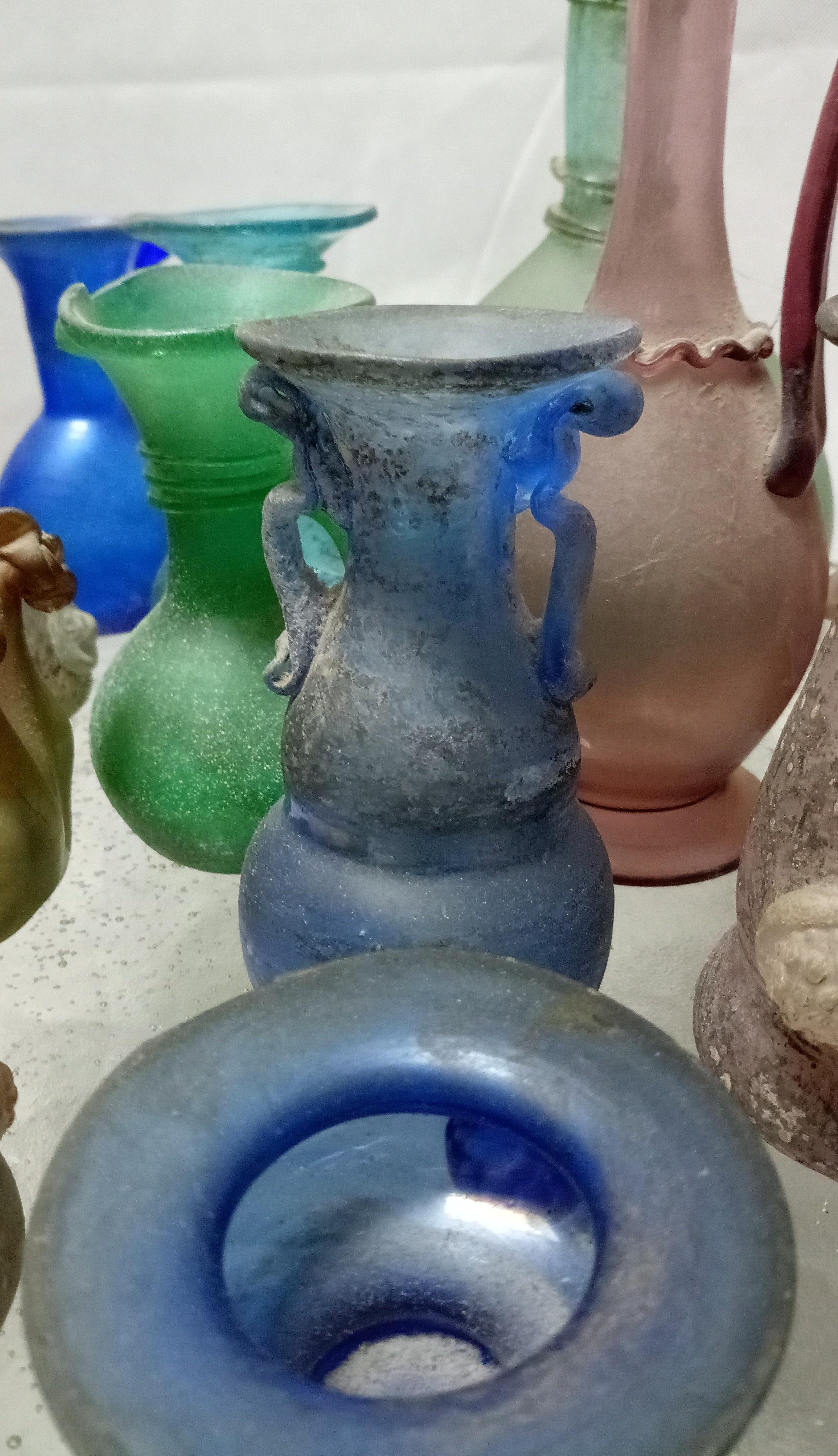 Vasen aus Murano-Glas aus Seguso, Italien, Satz von 16 (Sonstiges) im Angebot