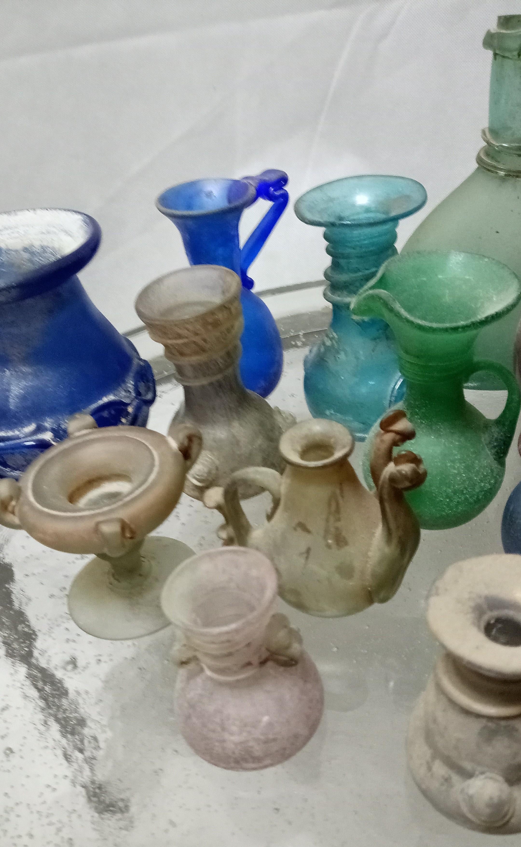 Vasen aus Murano-Glas aus Seguso, Italien, Satz von 16 im Zustand „Gut“ im Angebot in Kiel, SH
