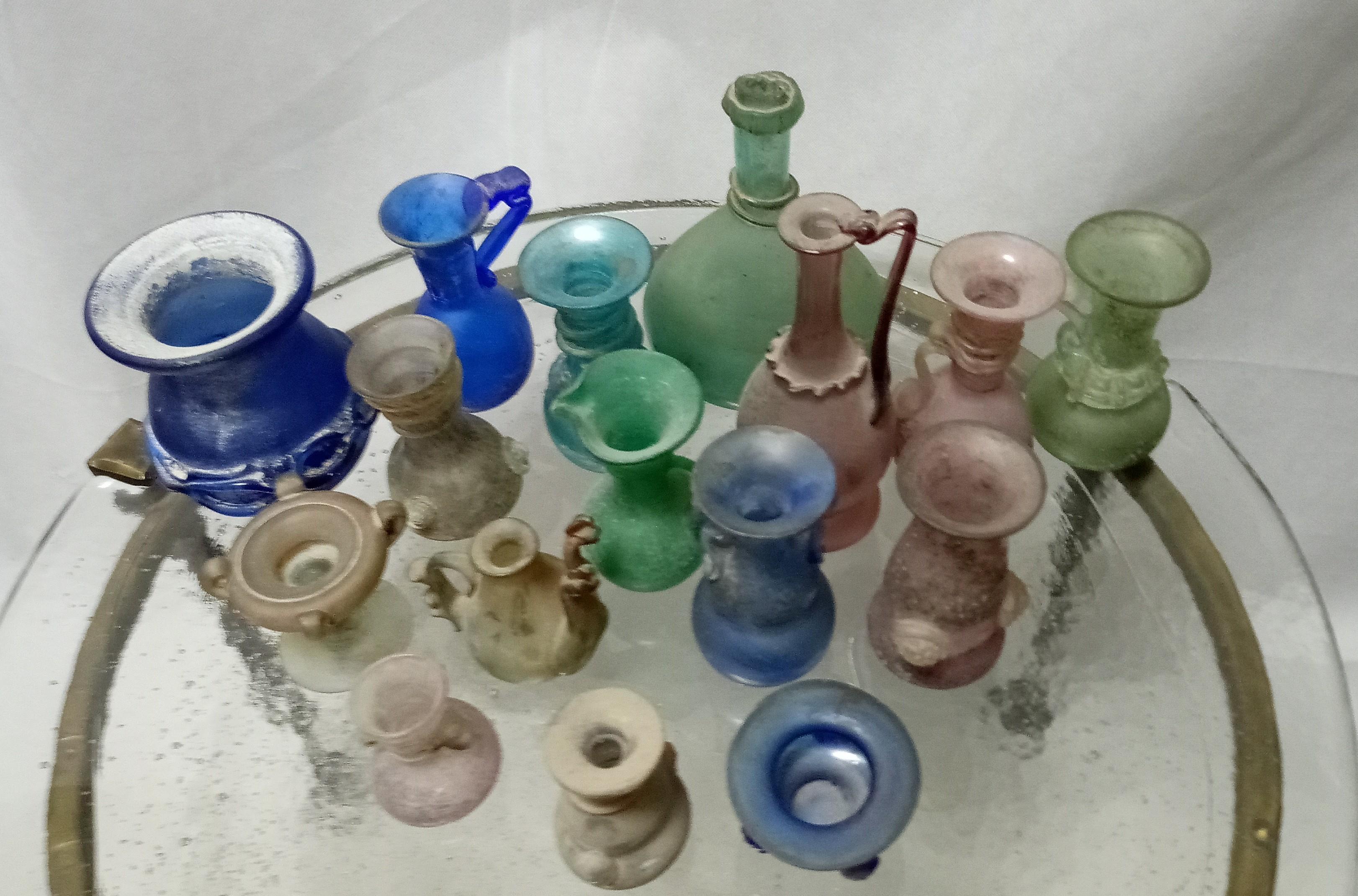 Murano Glass Vases from Seguso, Italy, Set of 16 In Good Condition For Sale In Kiel, SH